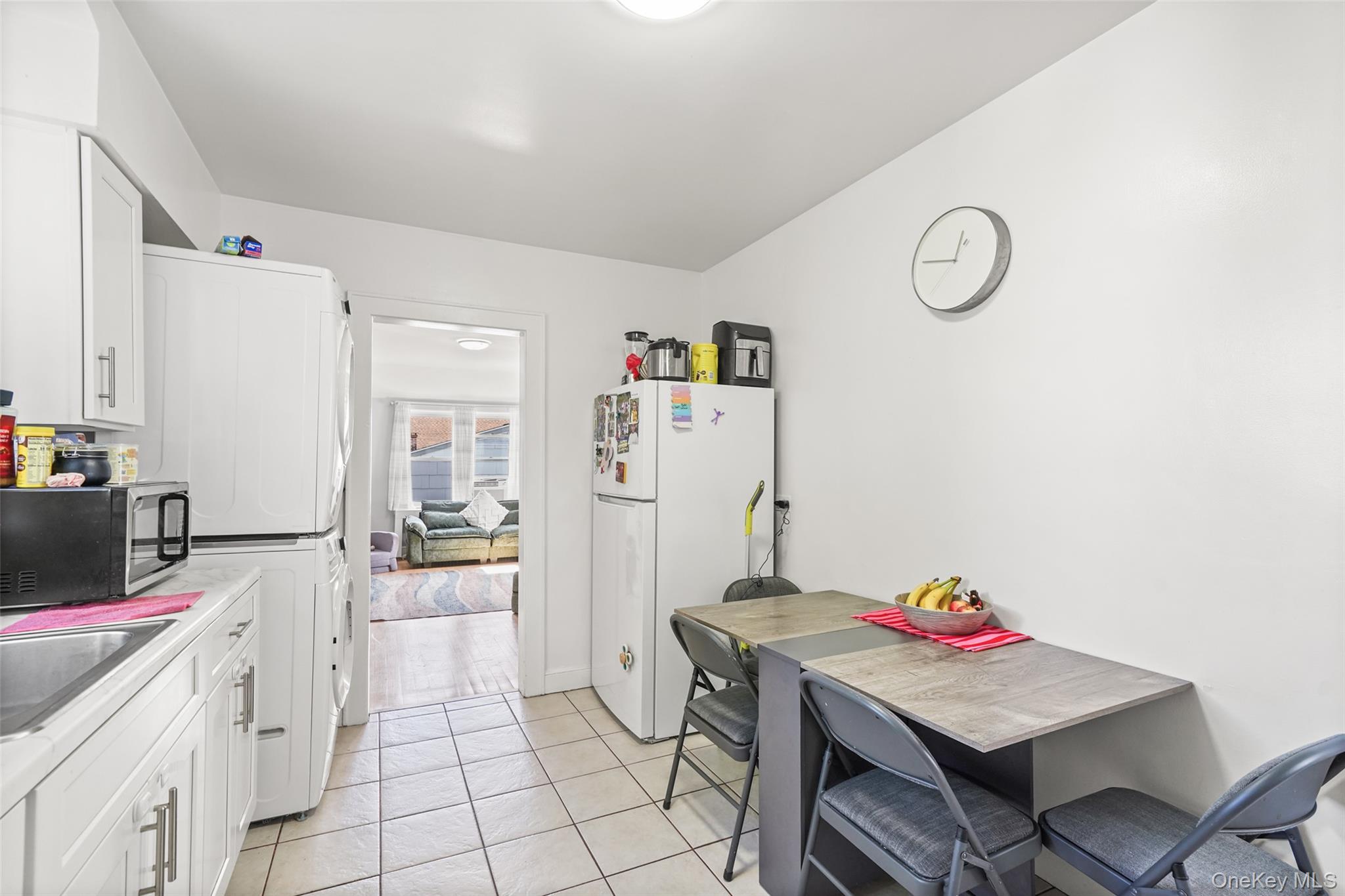 321 Olivia Street 2 Property Photo 3