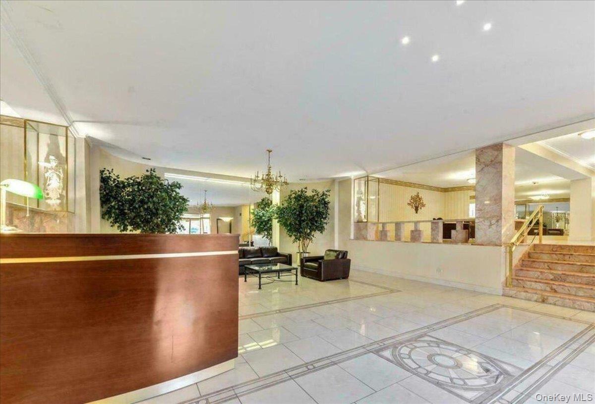 68-61 Yellowstone Boulevard 412 Property Photo 3