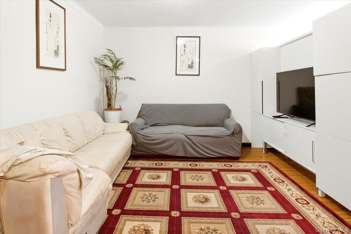 68-61 Yellowstone Boulevard 412 Property Photo 13