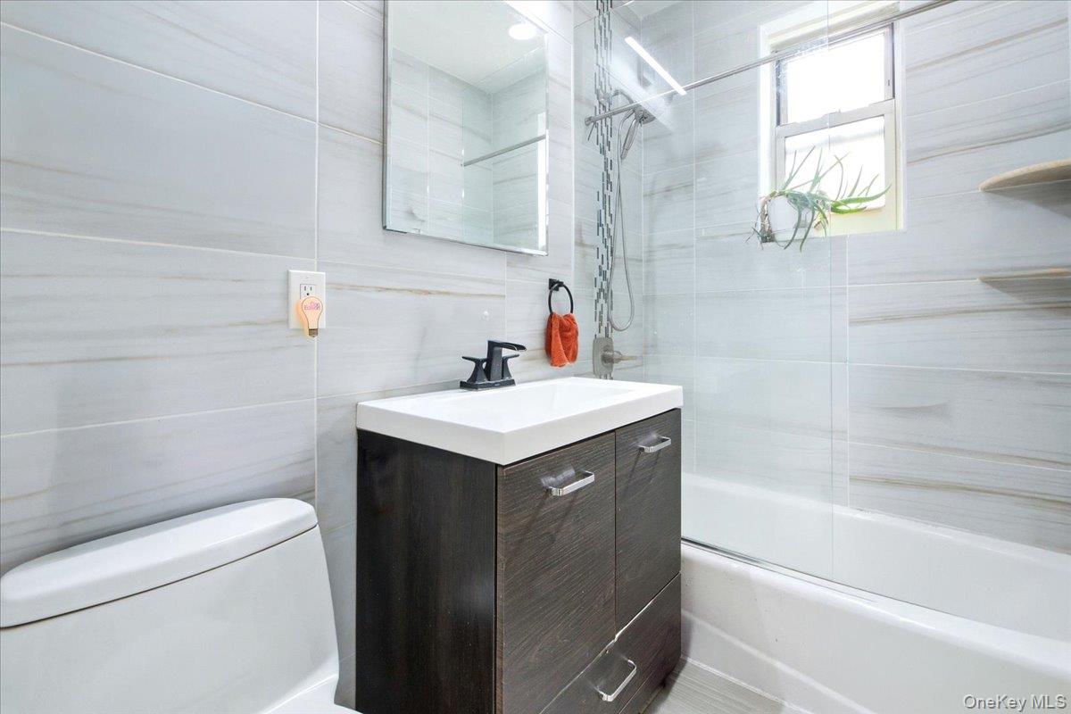 68-61 Yellowstone Boulevard 412 Property Photo 22