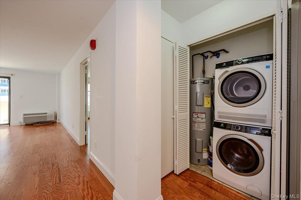 360 Shore Road 3b Property Photo 19