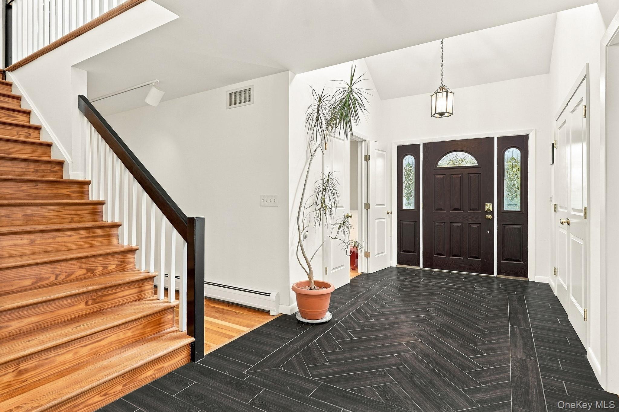 31 Dingee Road Property Photo 3