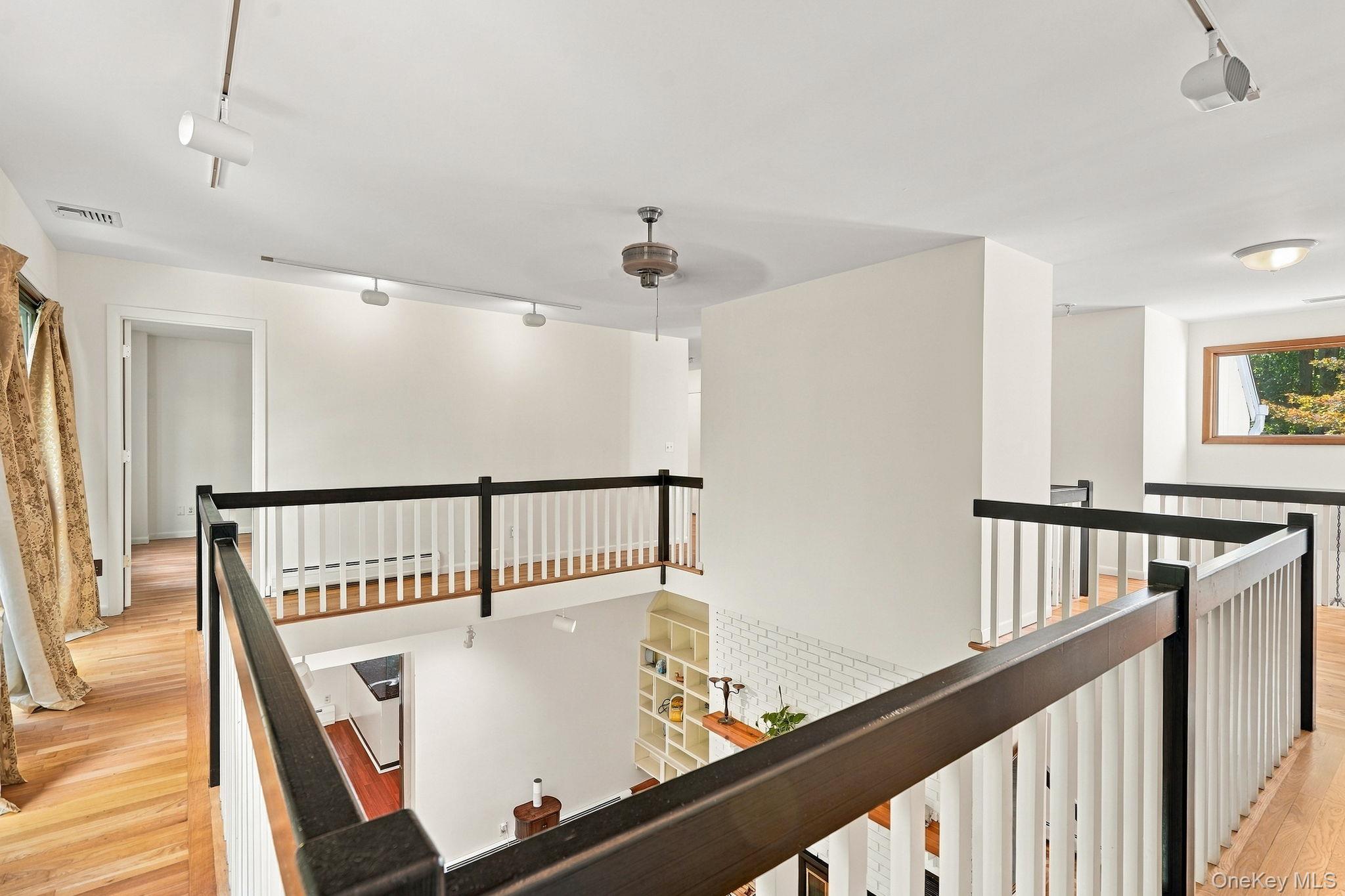 31 Dingee Road Property Photo 27