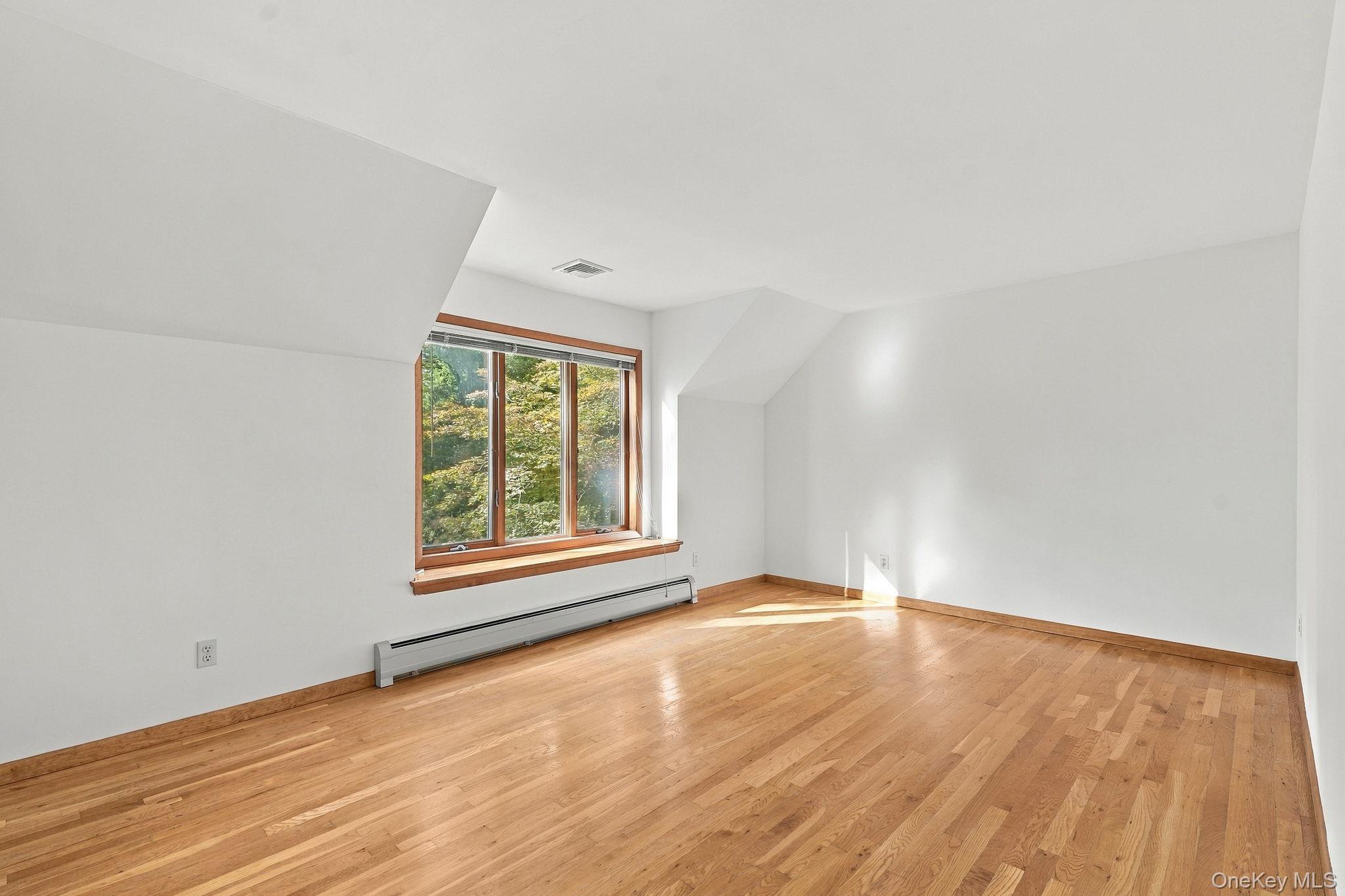 31 Dingee Road Property Photo 31