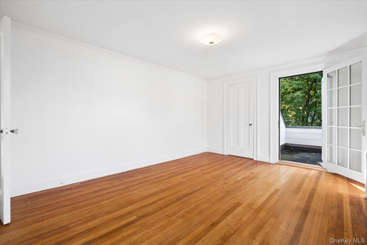 20 Whitfield Terrace Property Photo 17