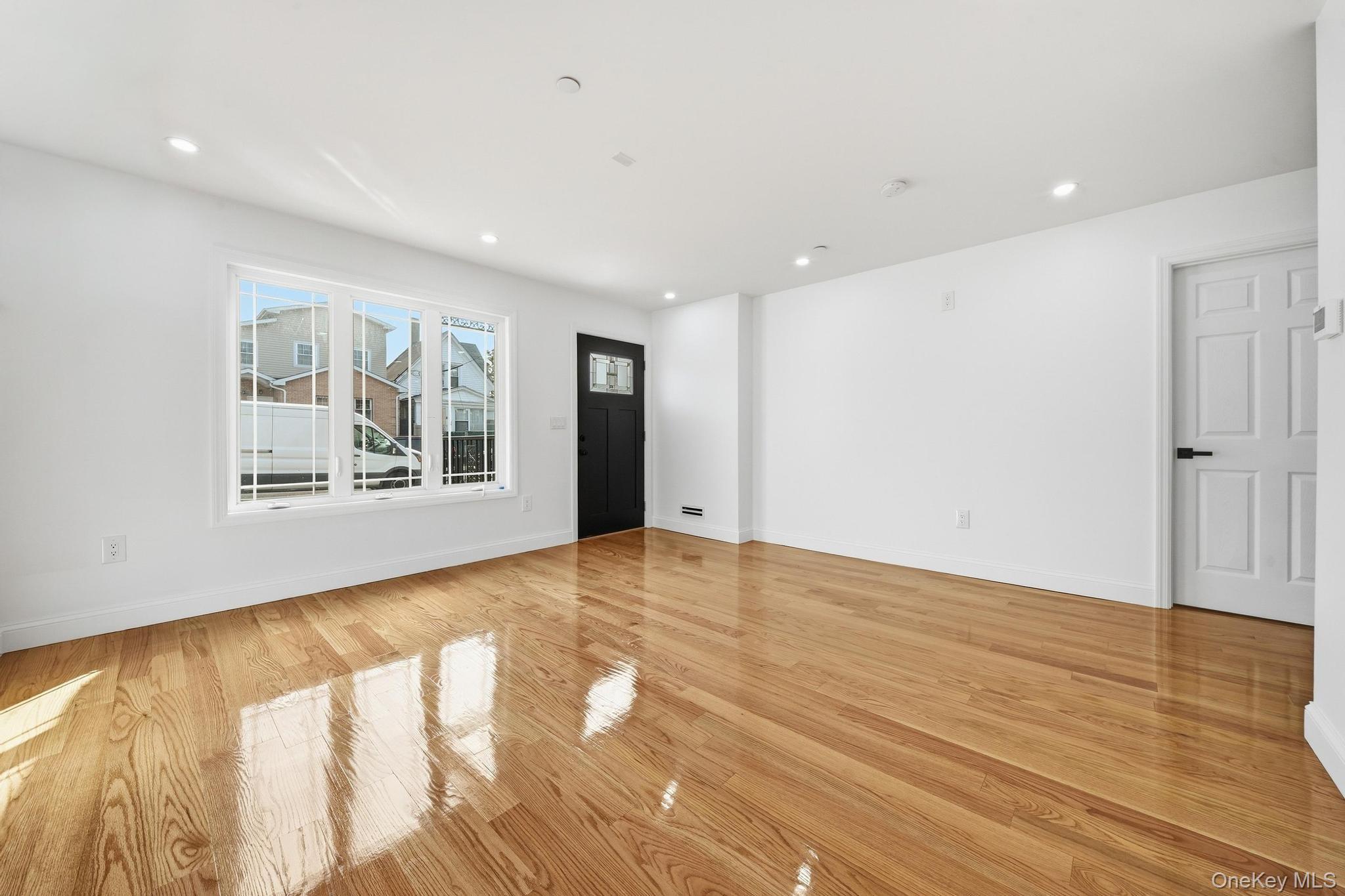 123-24 135 Street Property Photo 4