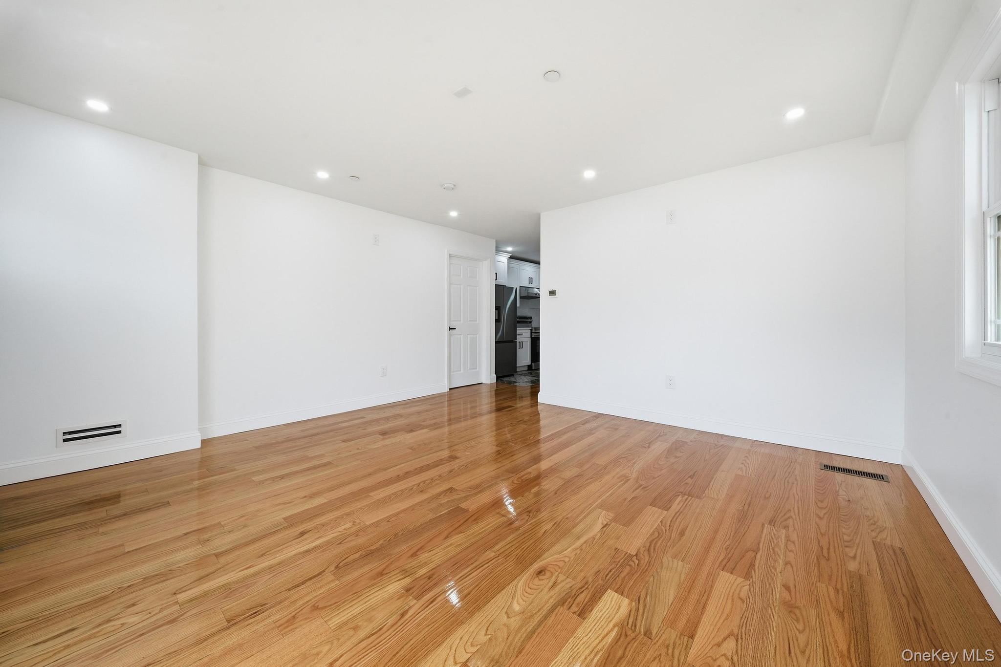 123-24 135 Street Property Photo 5