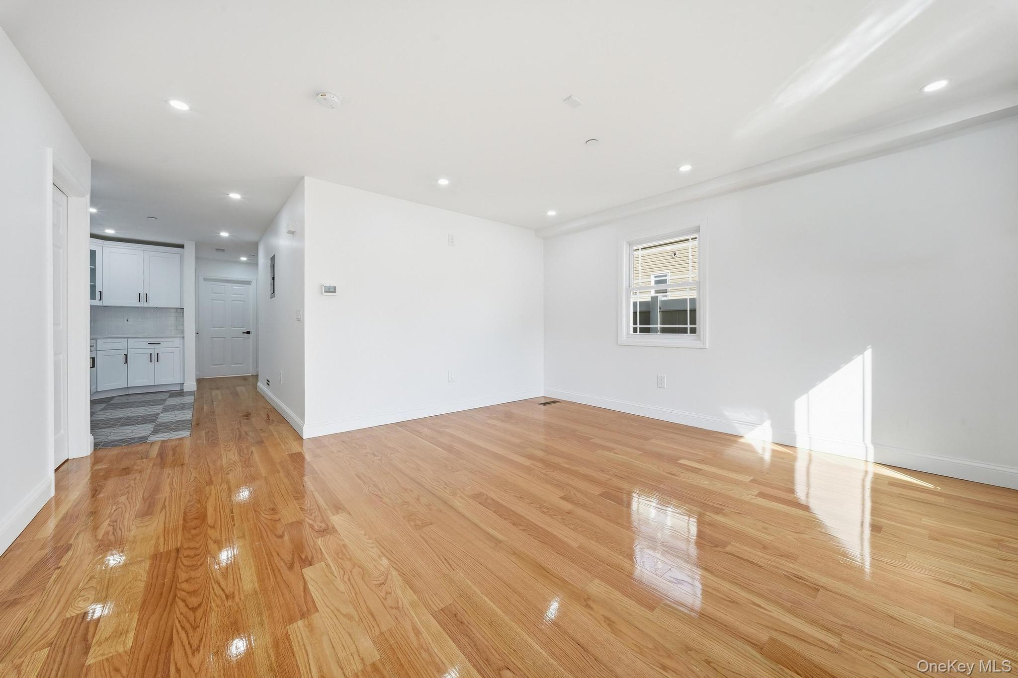 123-24 135 Street Property Photo 6