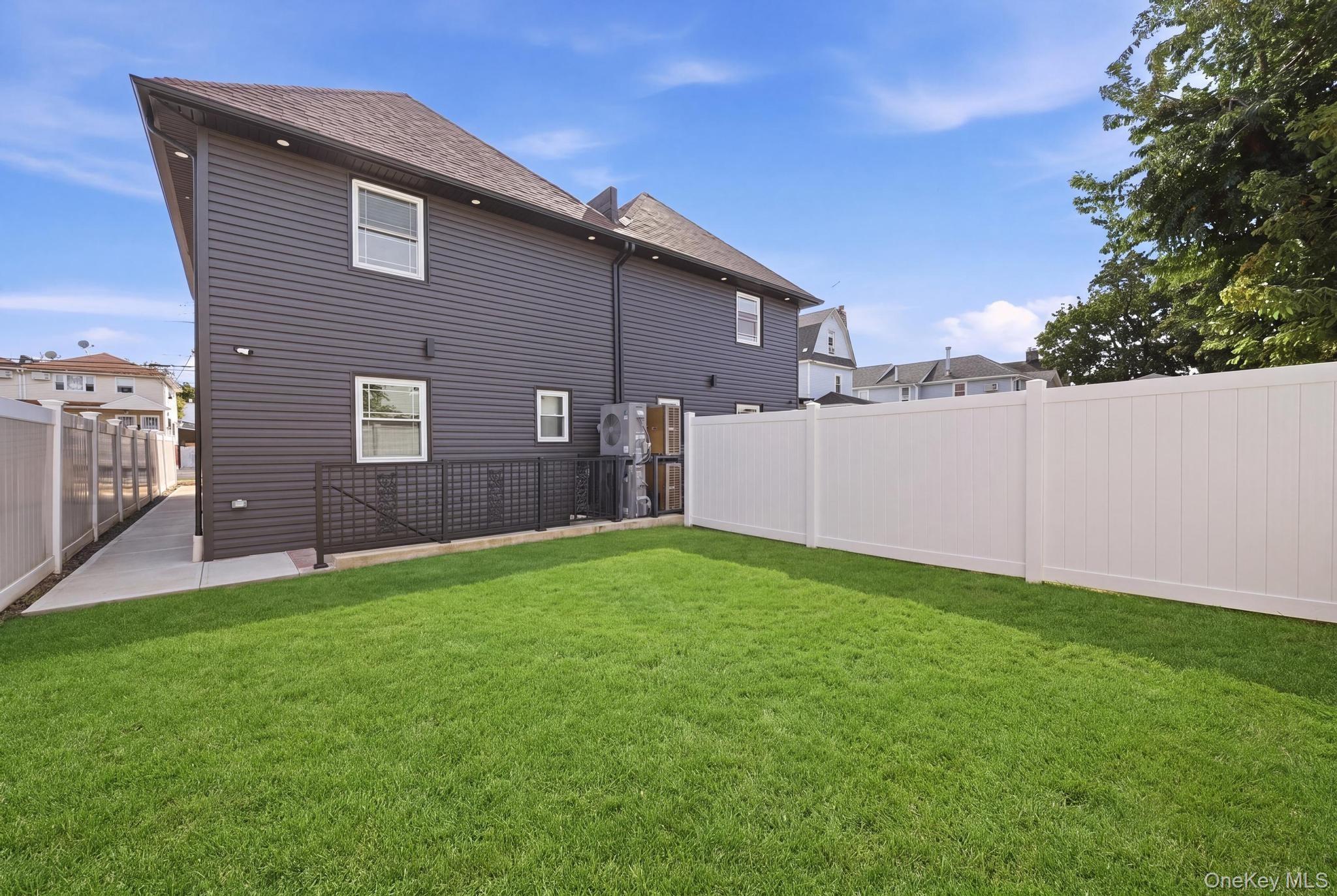 123-24 135 Street Property Photo 38