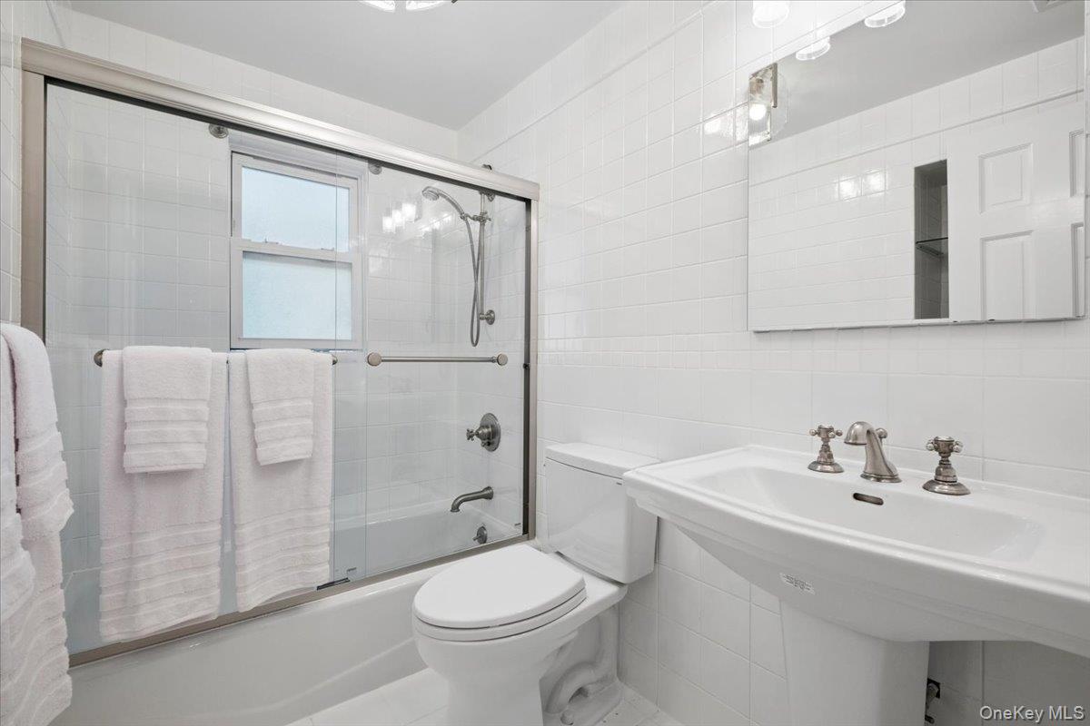 159 Wykagyl Terrace Property Photo 15
