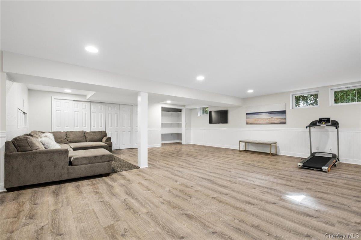 159 Wykagyl Terrace Property Photo 19