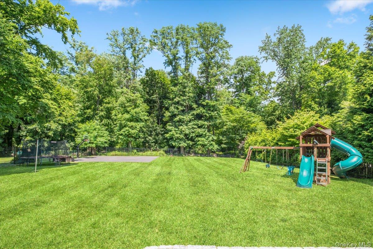 159 Wykagyl Terrace Property Photo 23