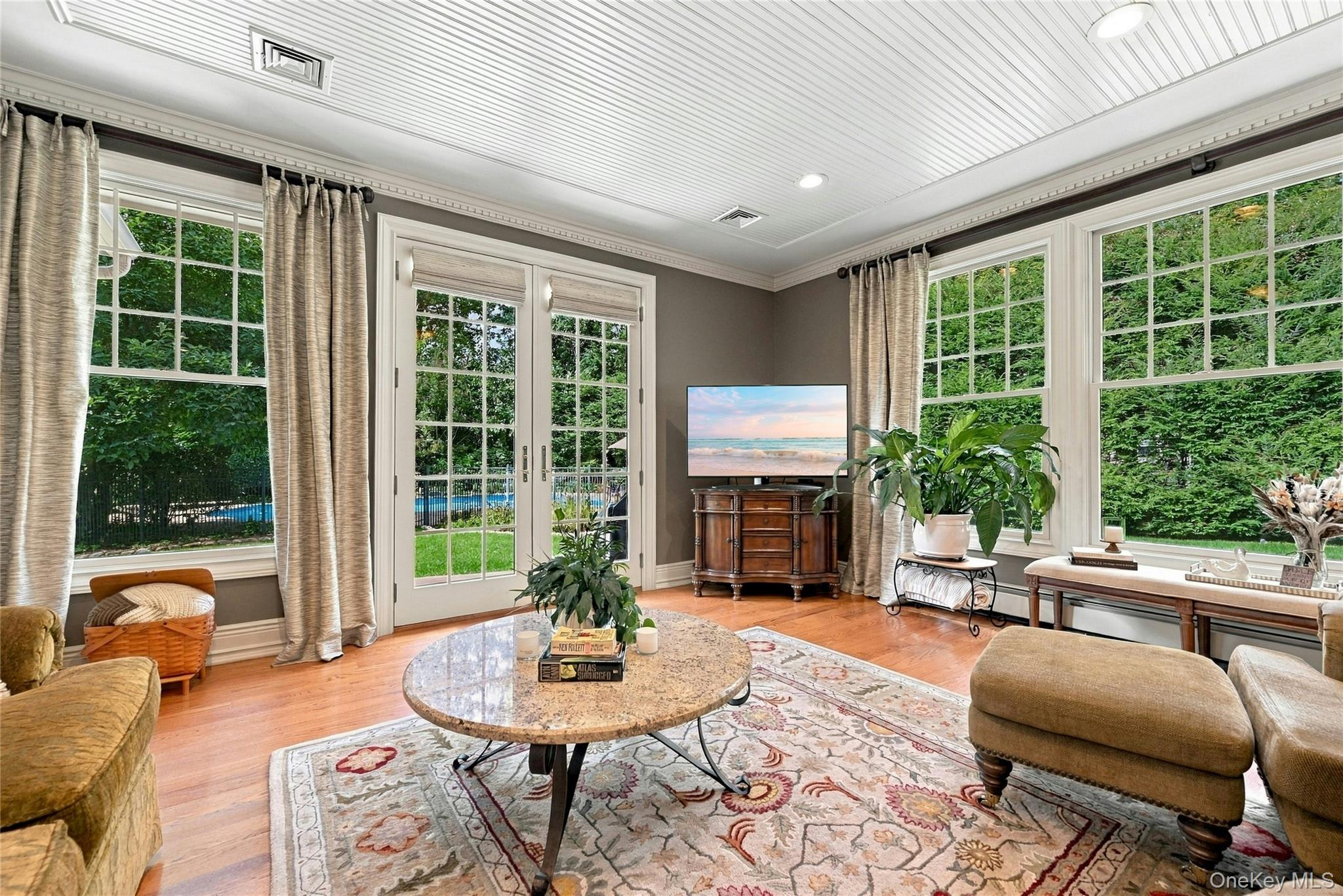 5 Hillsview Road Property Photo 15