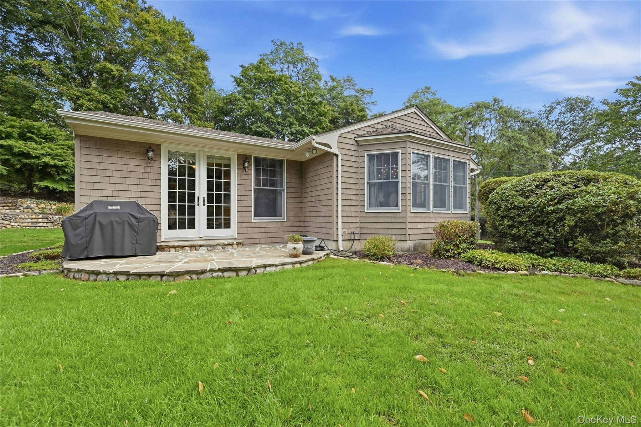 5 Hillsview Road Property Photo 41