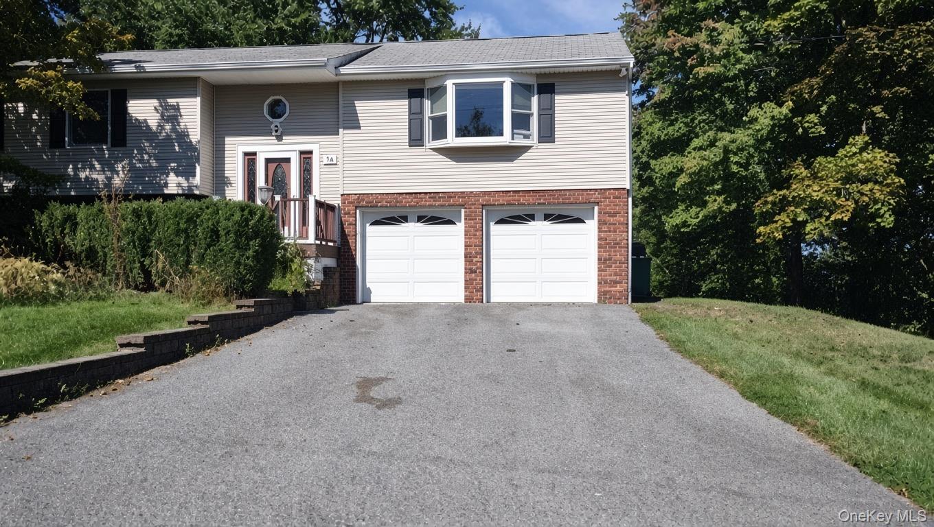 56 Mandalay Drive Property Photo 2