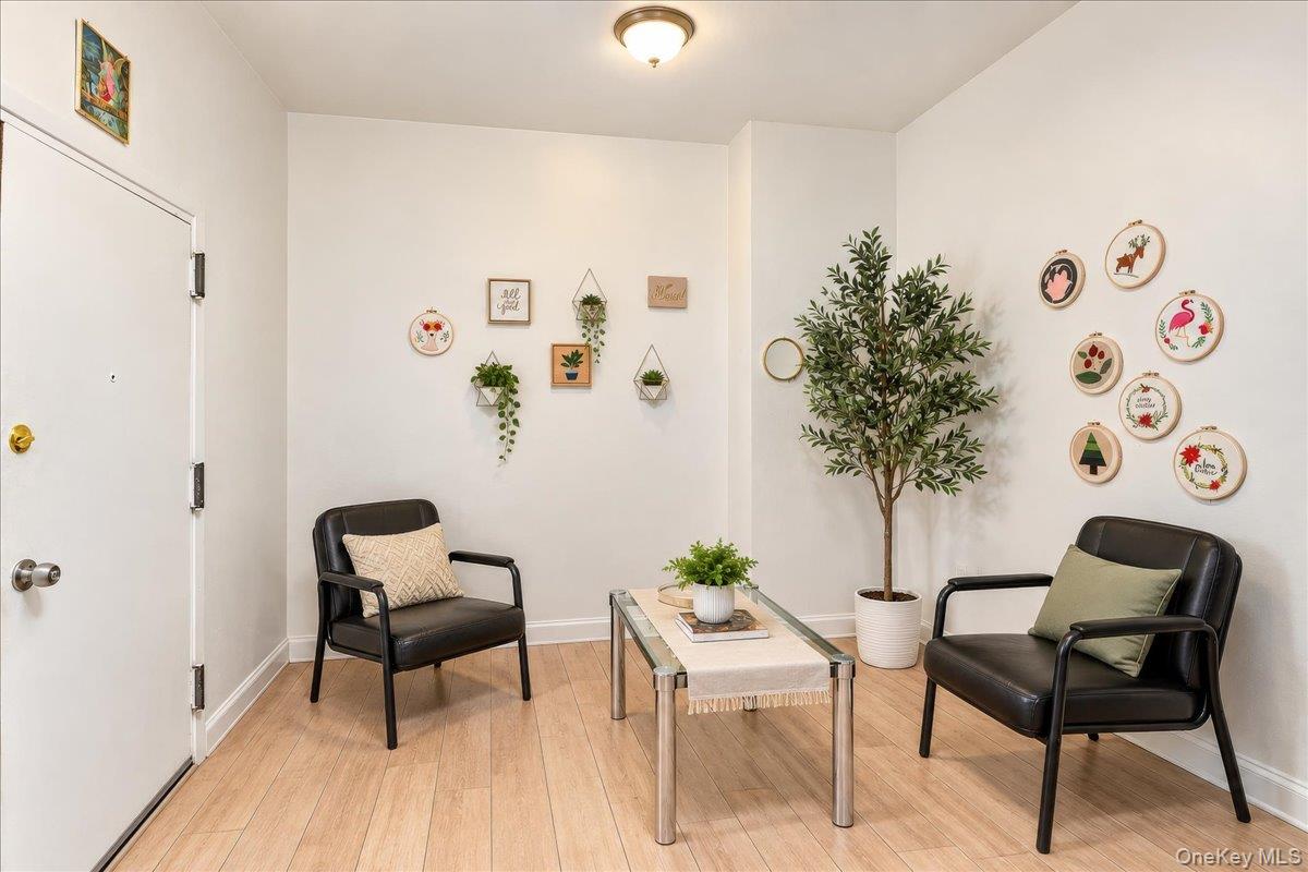 1385 Bronx River Avenue Property Photo 9