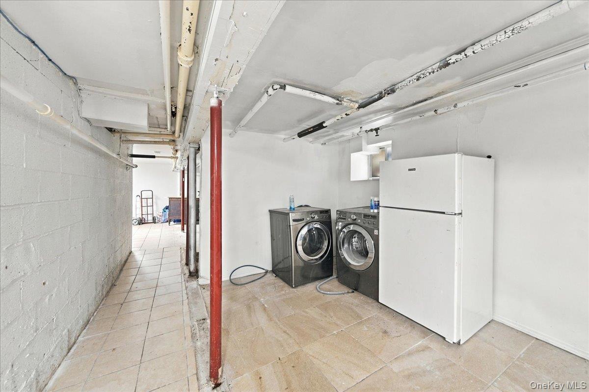 1385 Bronx River Avenue Property Photo 13