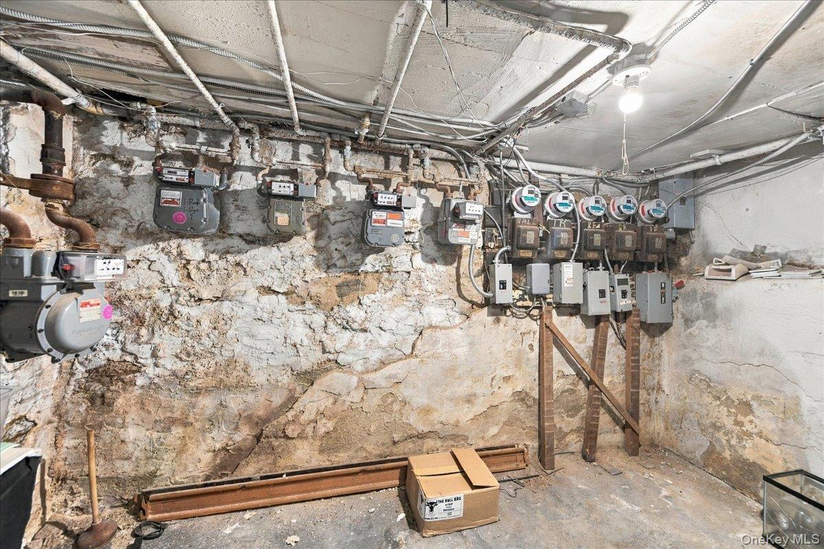 1385 Bronx River Avenue Property Photo 16