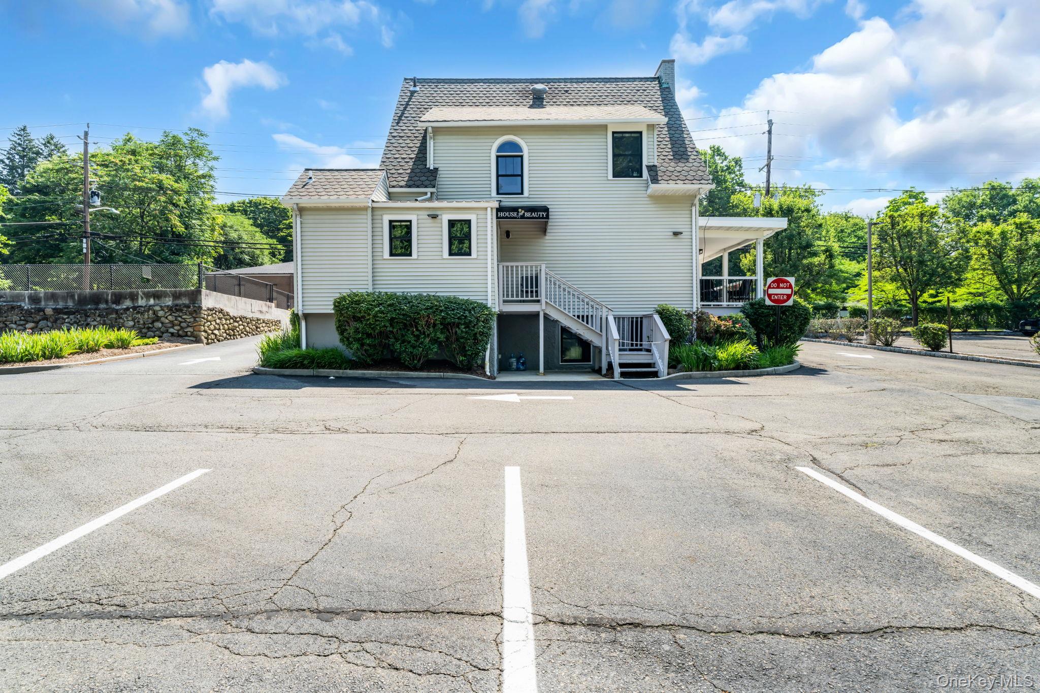 129-135 Broadway Property Photo 9