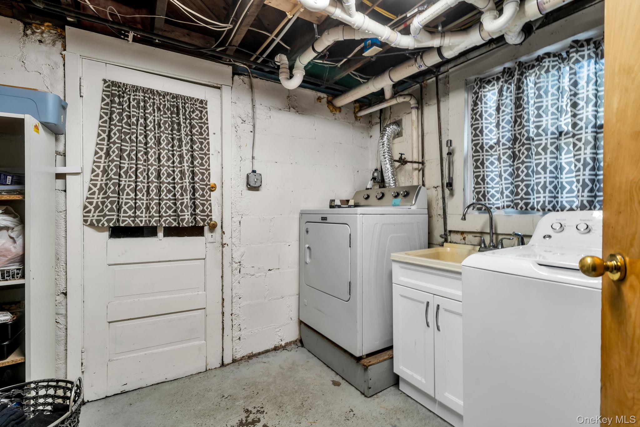 129-135 Broadway Property Photo 34