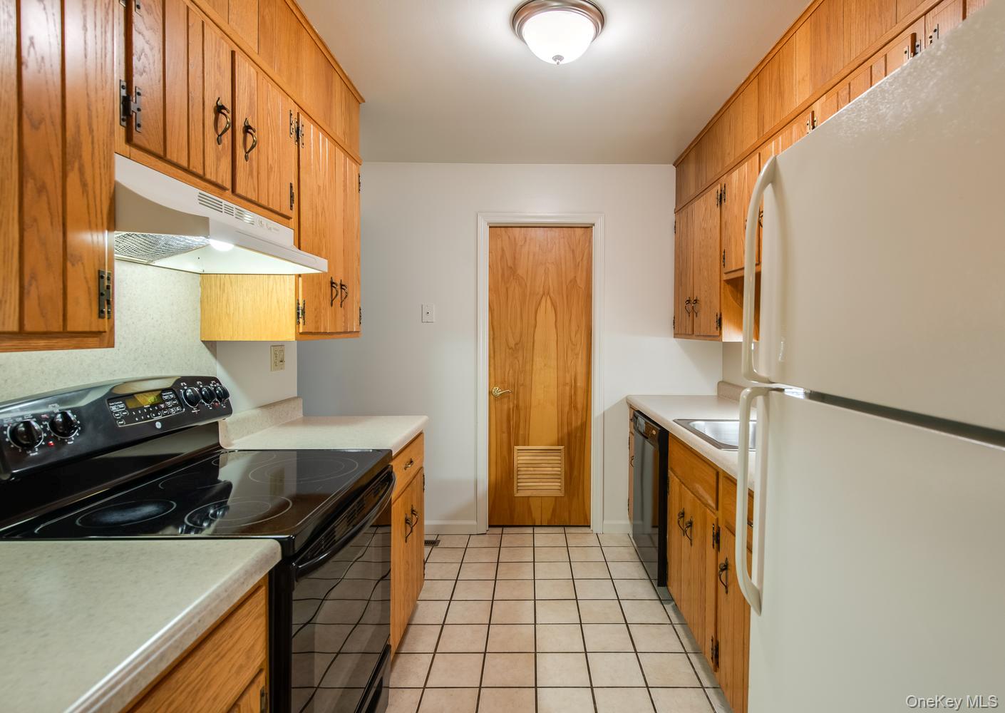 7 Topaz Run Property Photo 10