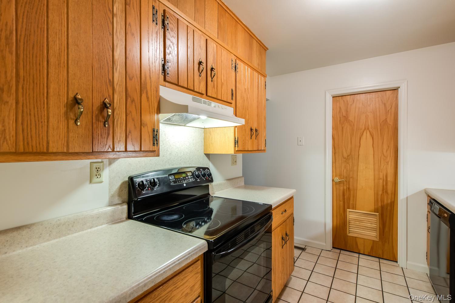 7 Topaz Run Property Photo 11