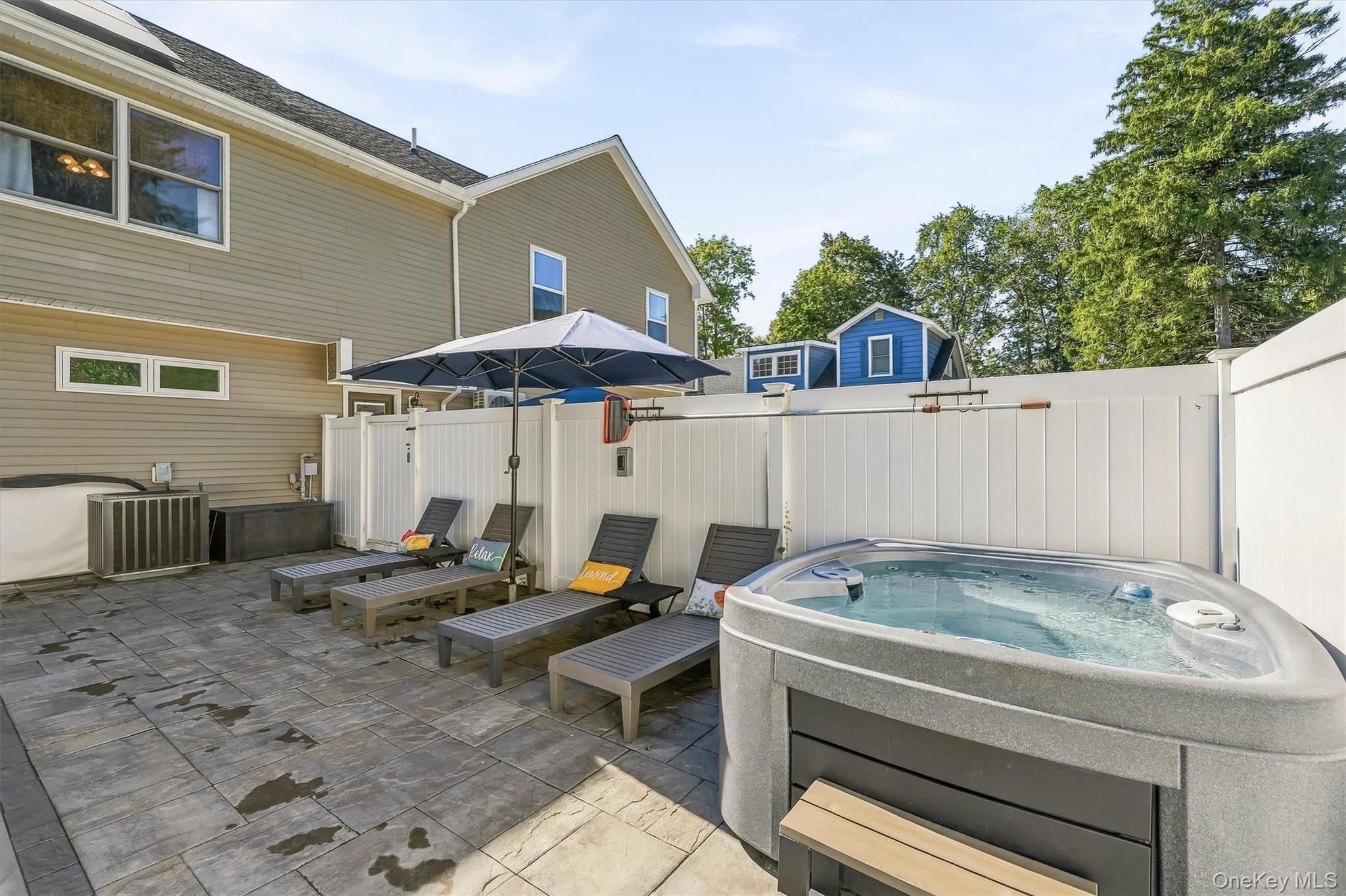1 Hazen Street Property Photo 44