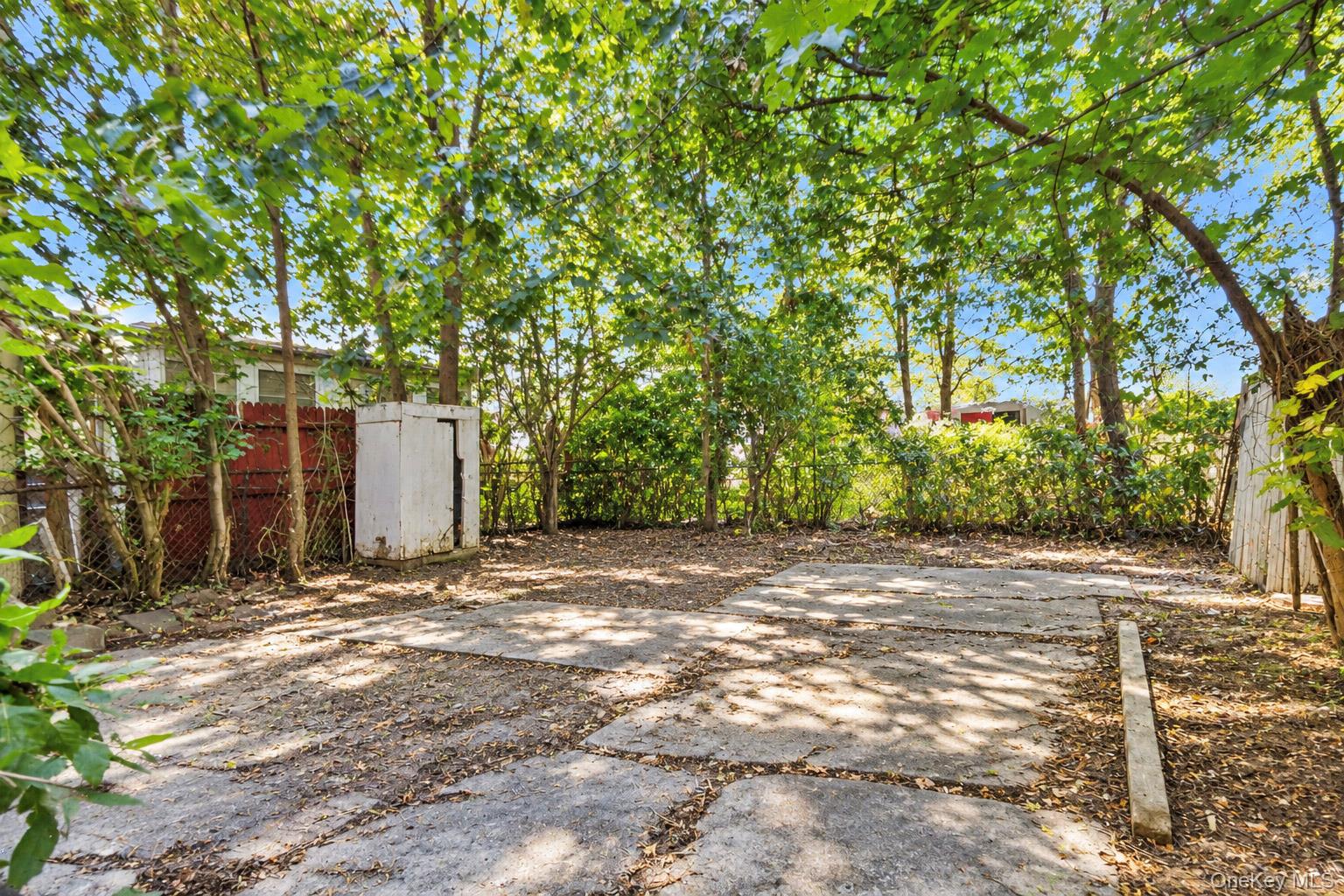 2140 Mapes Avenue Property Photo 9