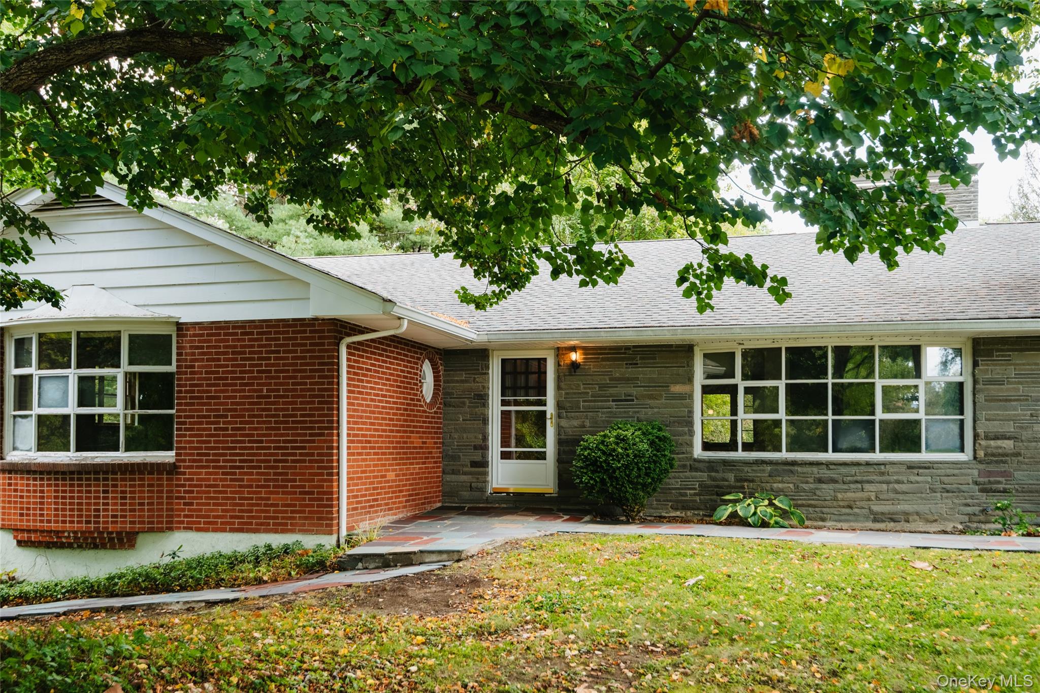 13 Edgewood Drive Property Photo 4