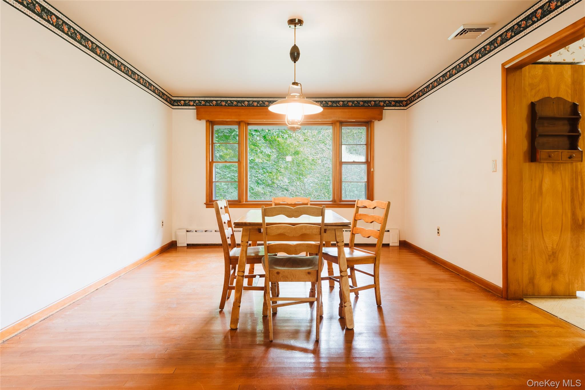 13 Edgewood Drive Property Photo 8