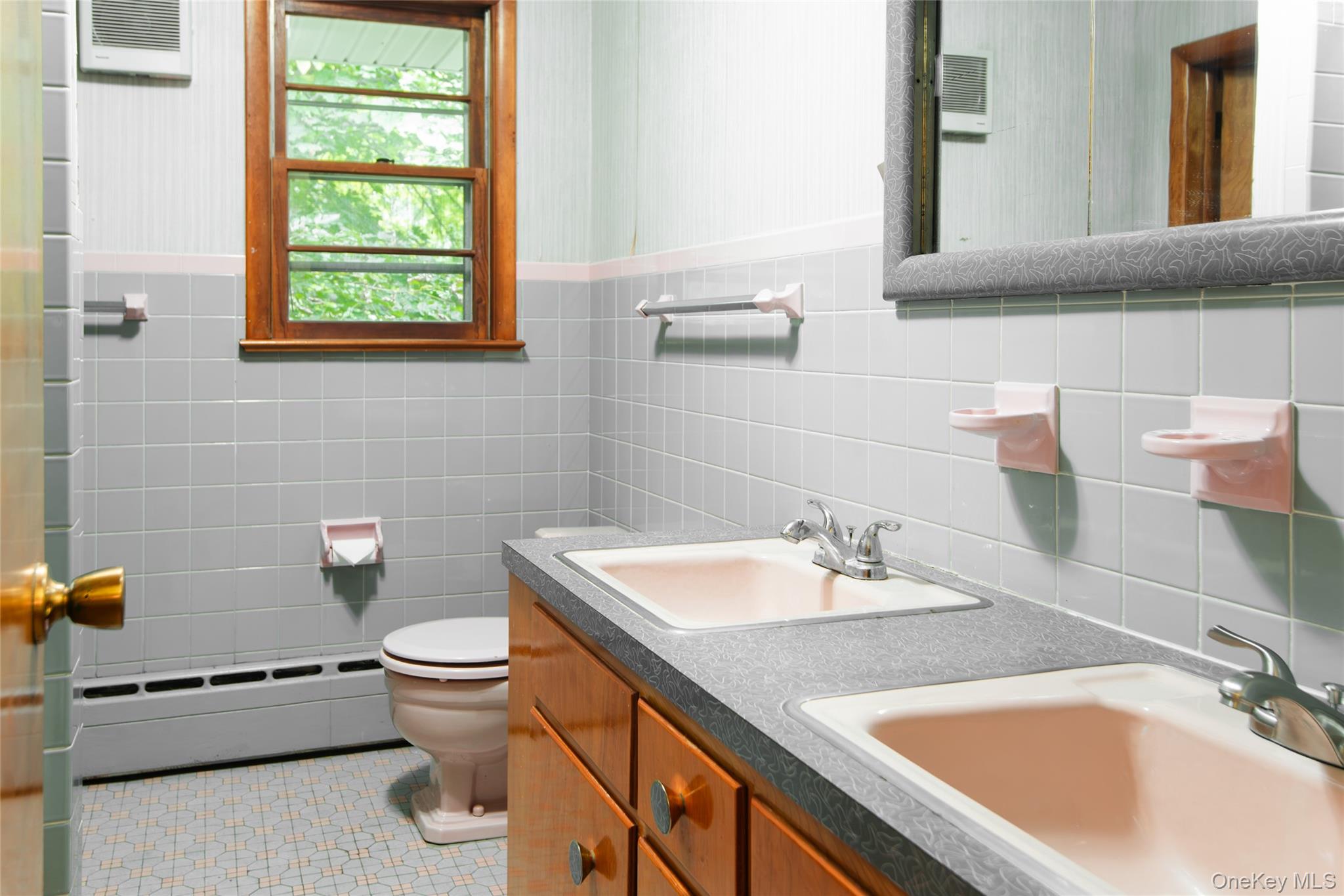 13 Edgewood Drive Property Photo 16