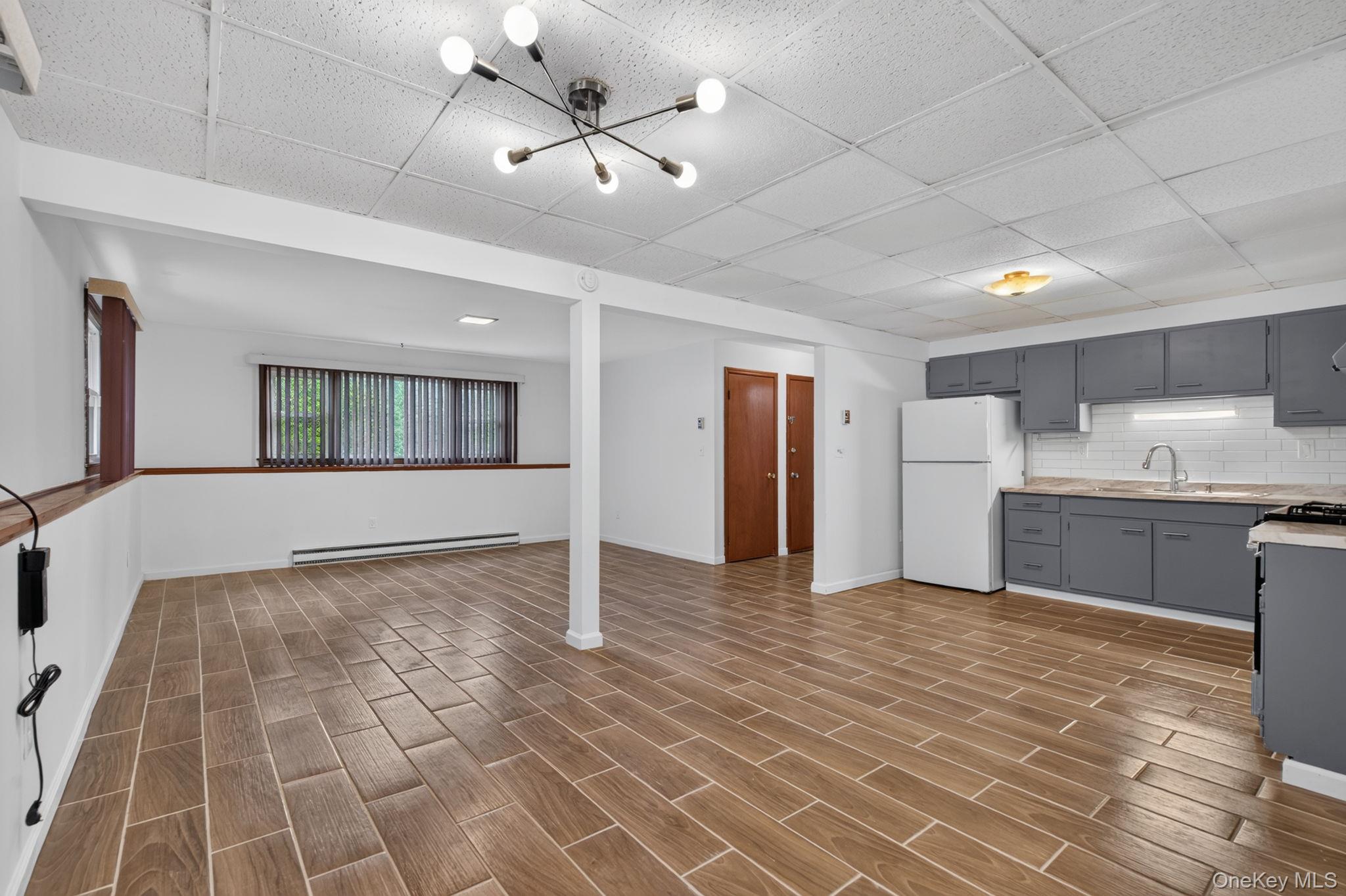155 Stoneleigh Avenue 1 Property Photo 21