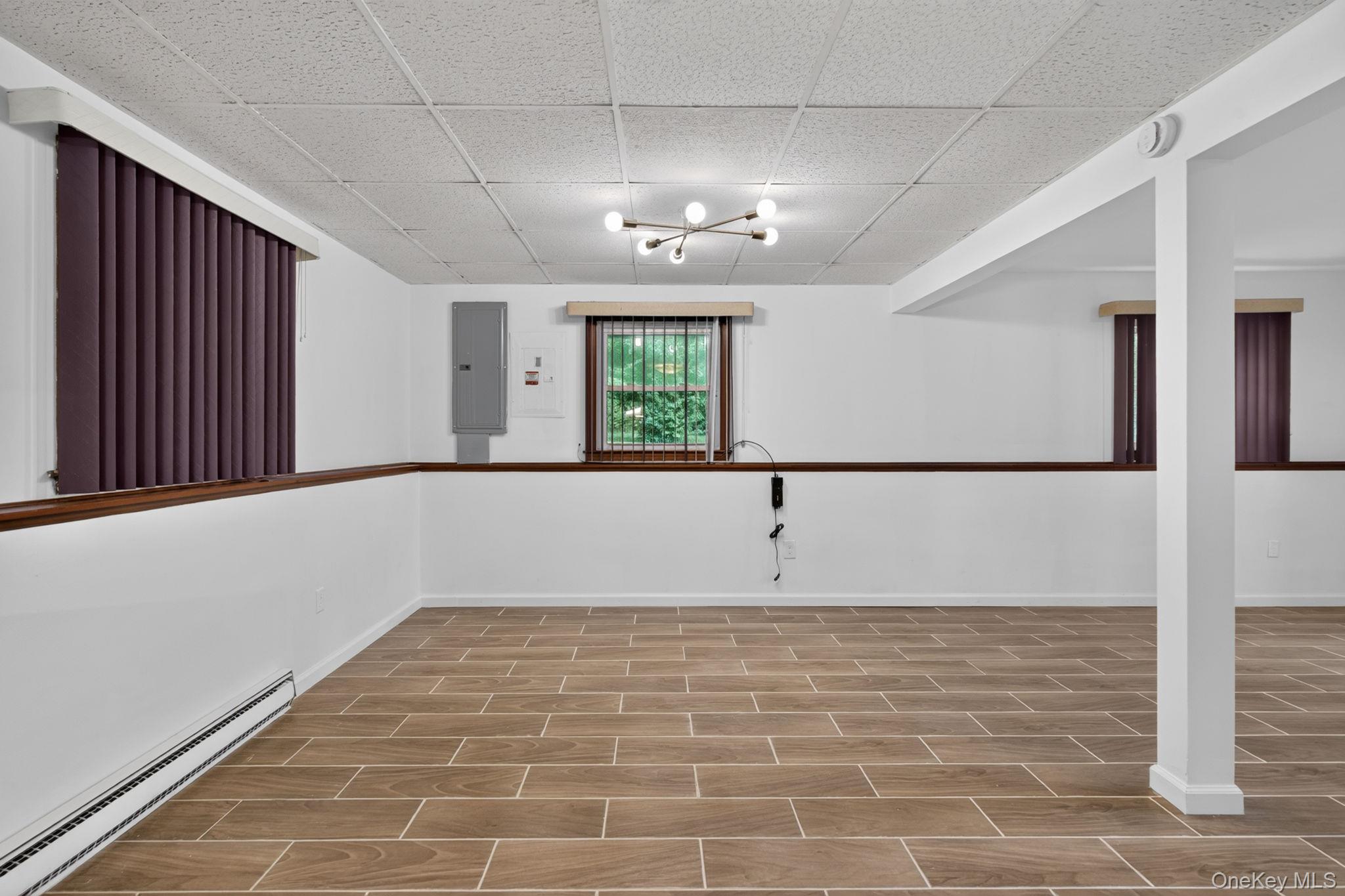 155 Stoneleigh Avenue 1 Property Photo 22