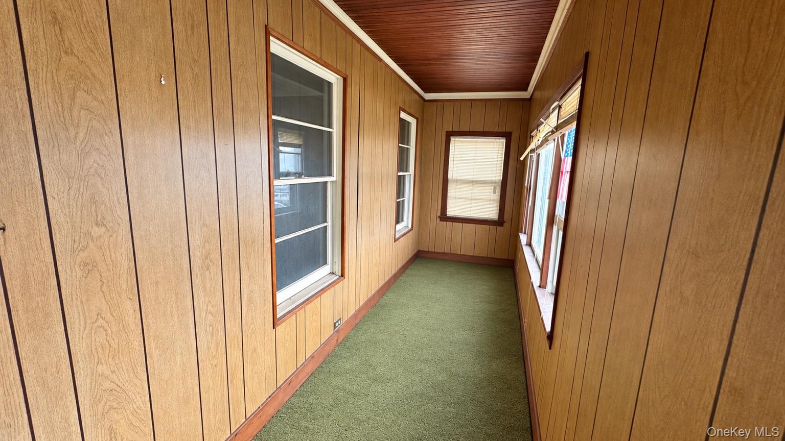 33 S Terrace Avenue Property Photo 2