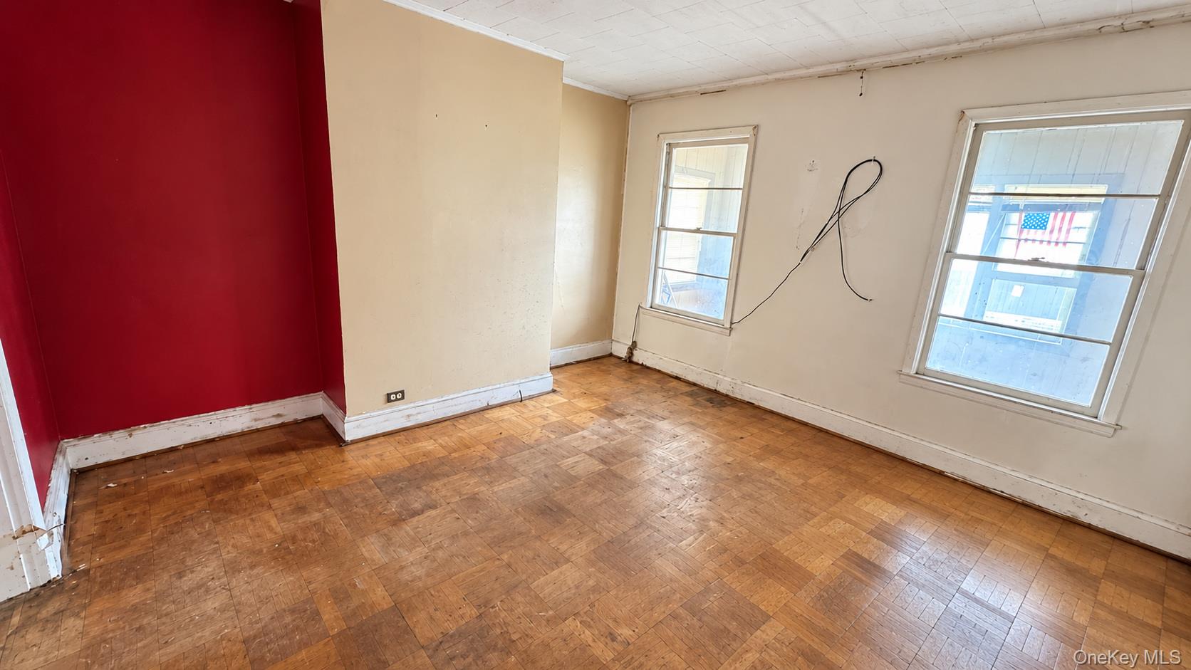 33 S Terrace Avenue Property Photo 3