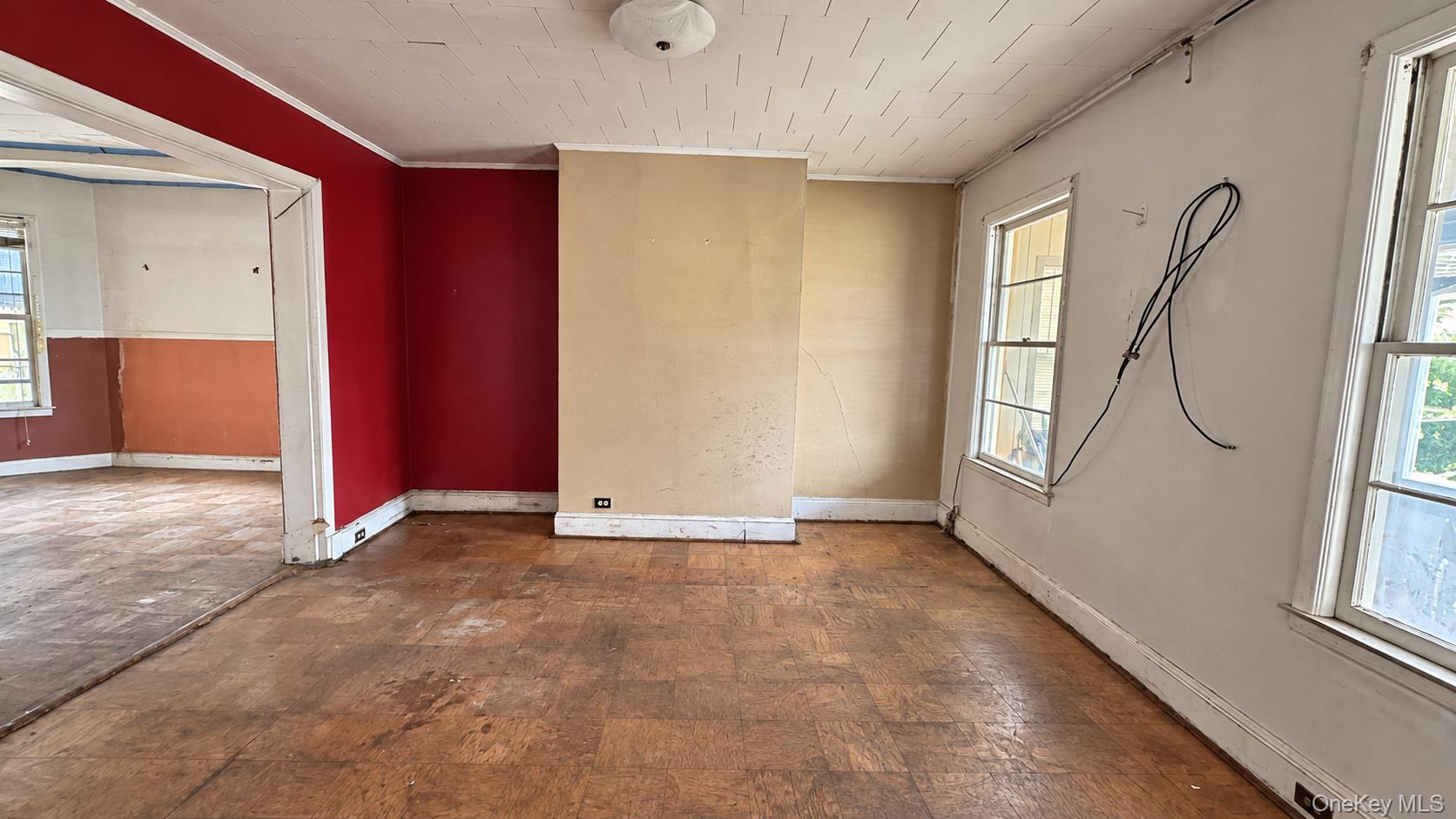33 S Terrace Avenue Property Photo 4