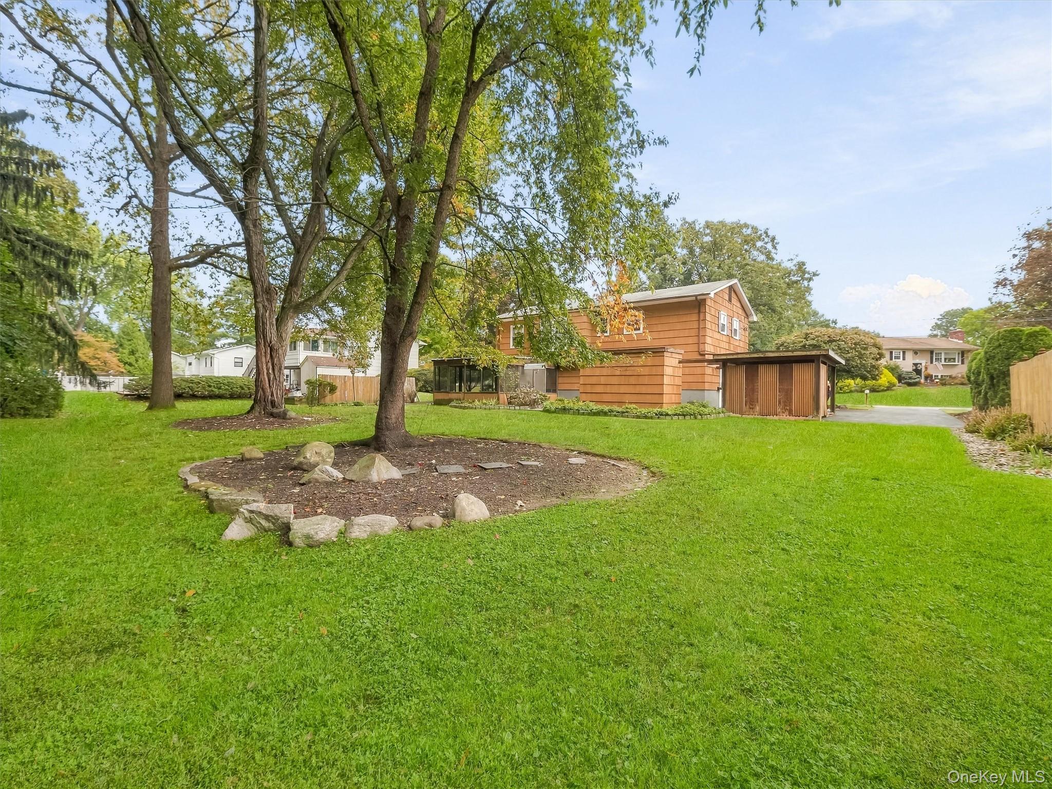 131 Sleepy Hollow Lane Property Photo 43