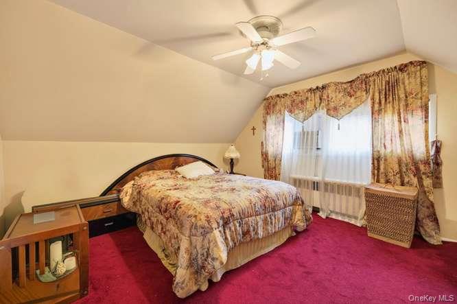 35 Hedge Lane Property Photo 7