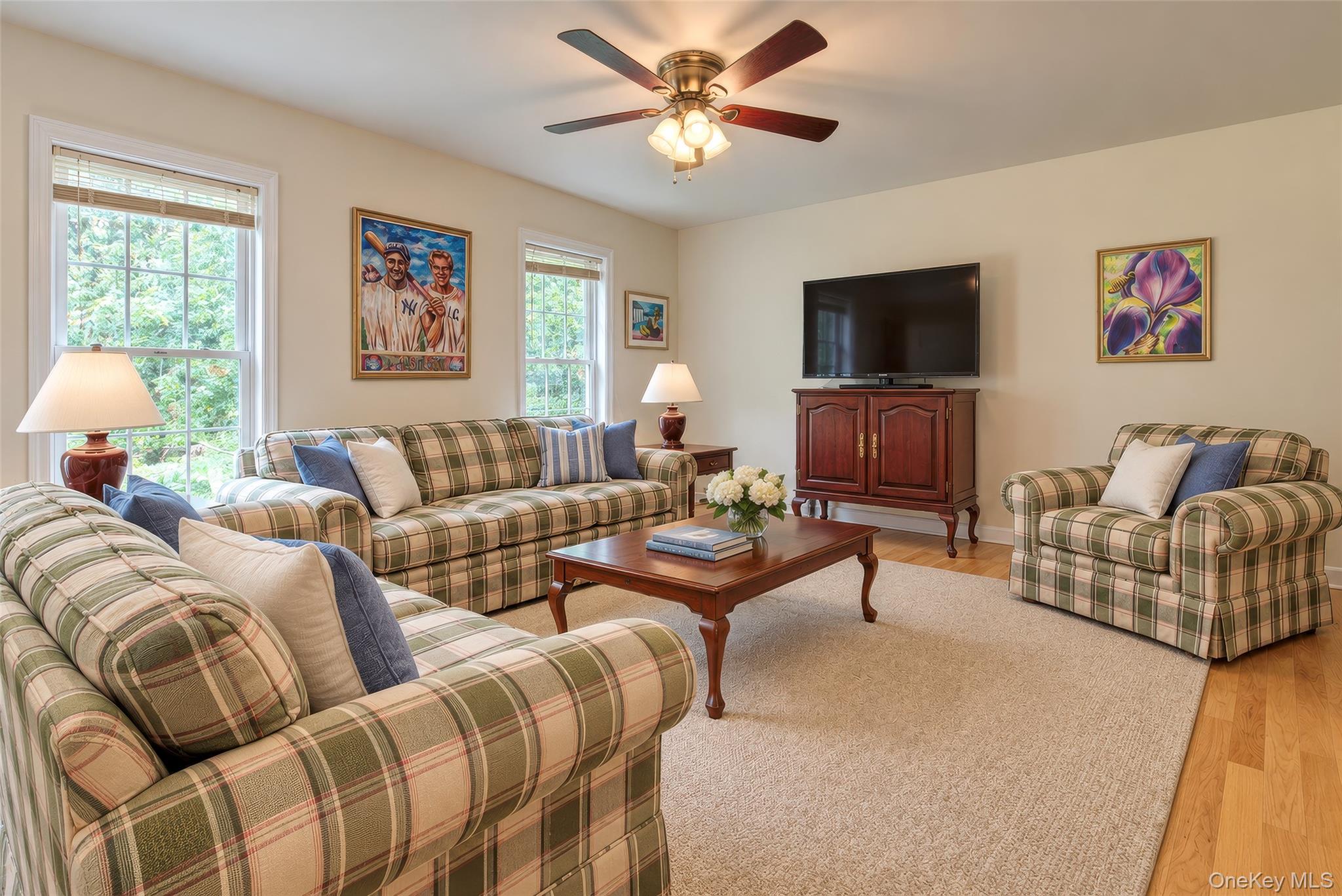 168 Pier Avenue Property Photo 8