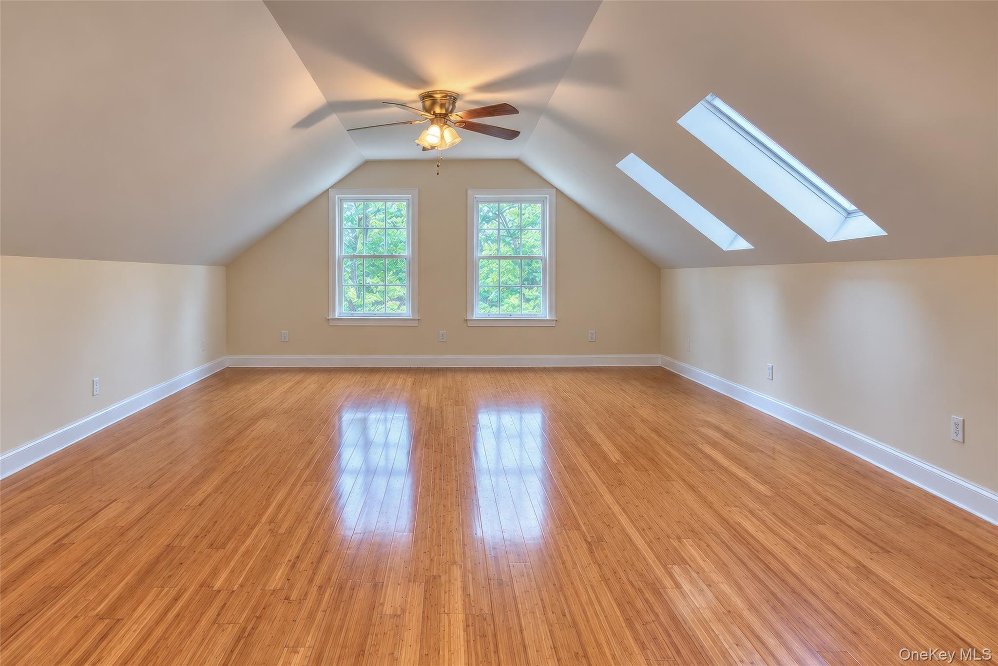 168 Pier Avenue Property Photo 11