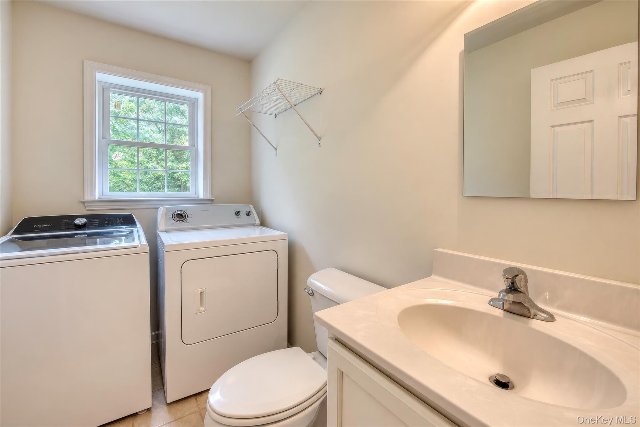 168 Pier Avenue Property Photo 13
