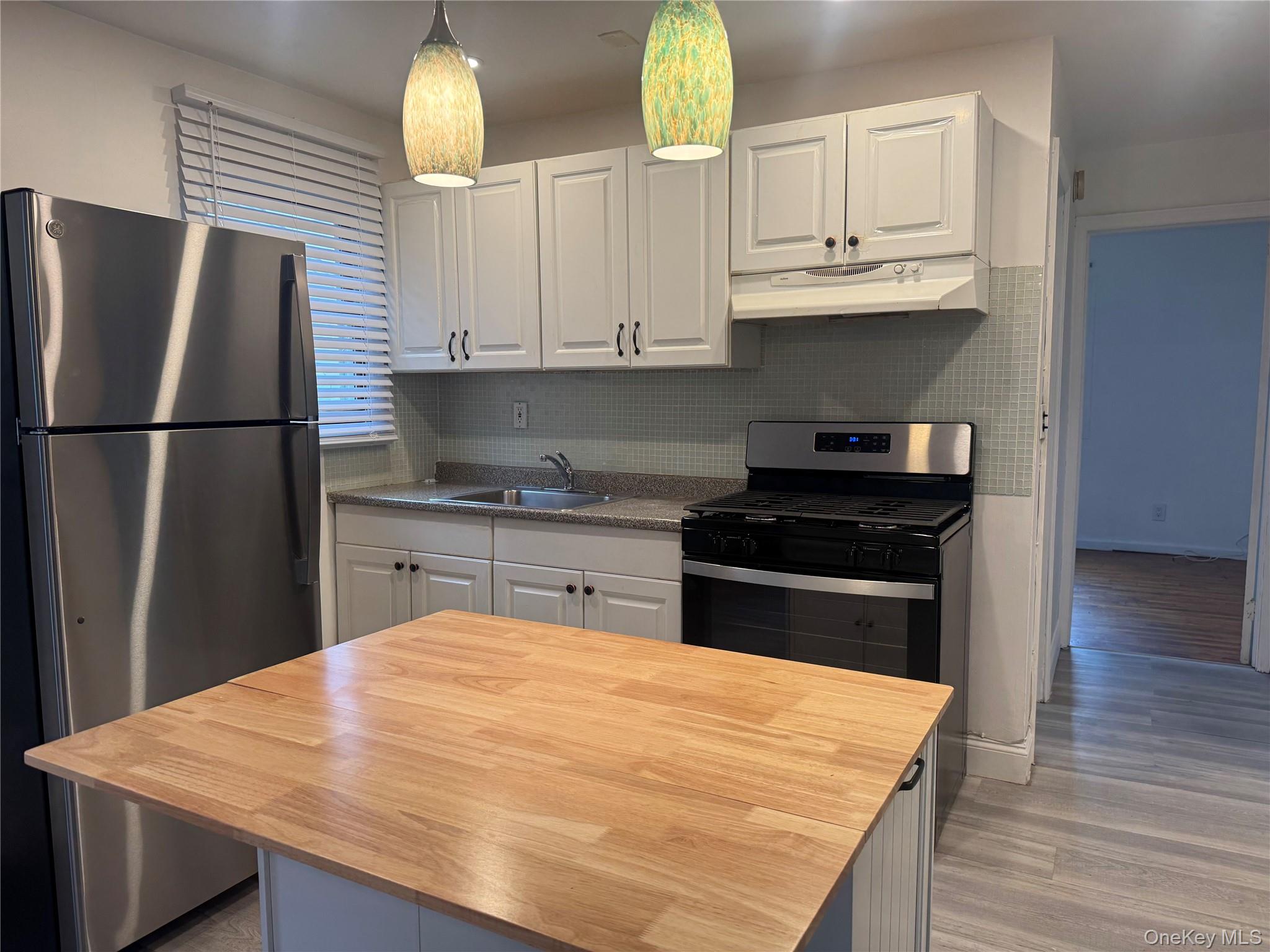 1055315 Property Photo 4