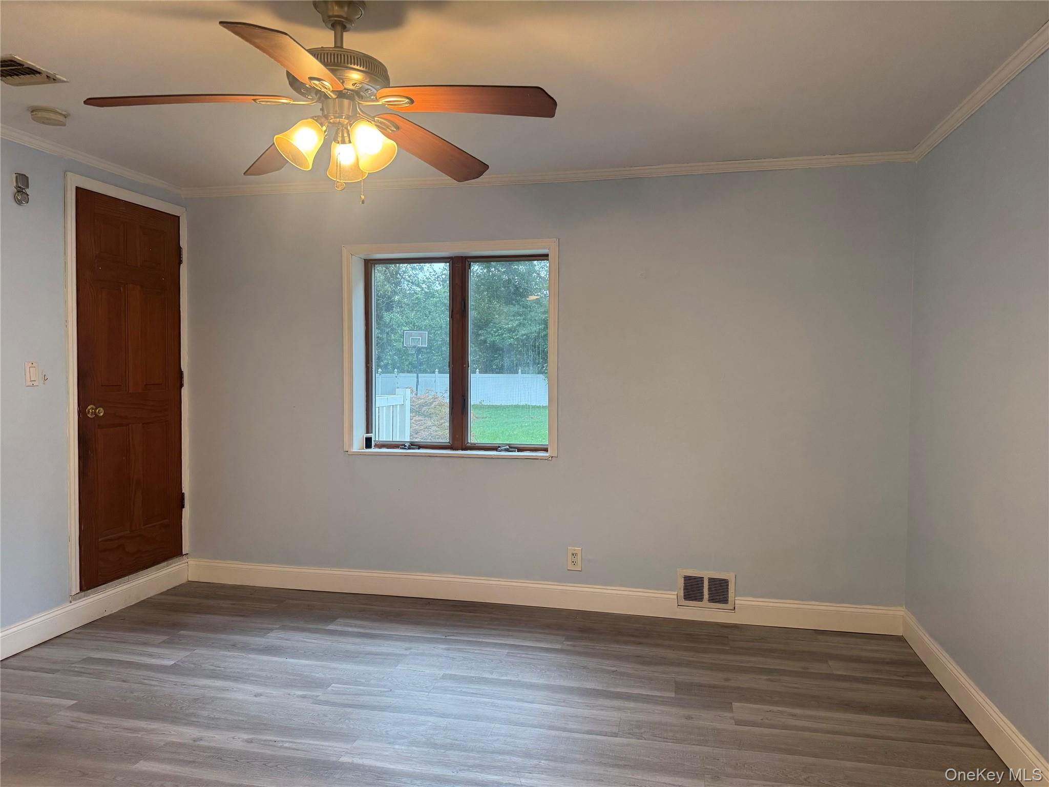 1055315 Property Photo 5