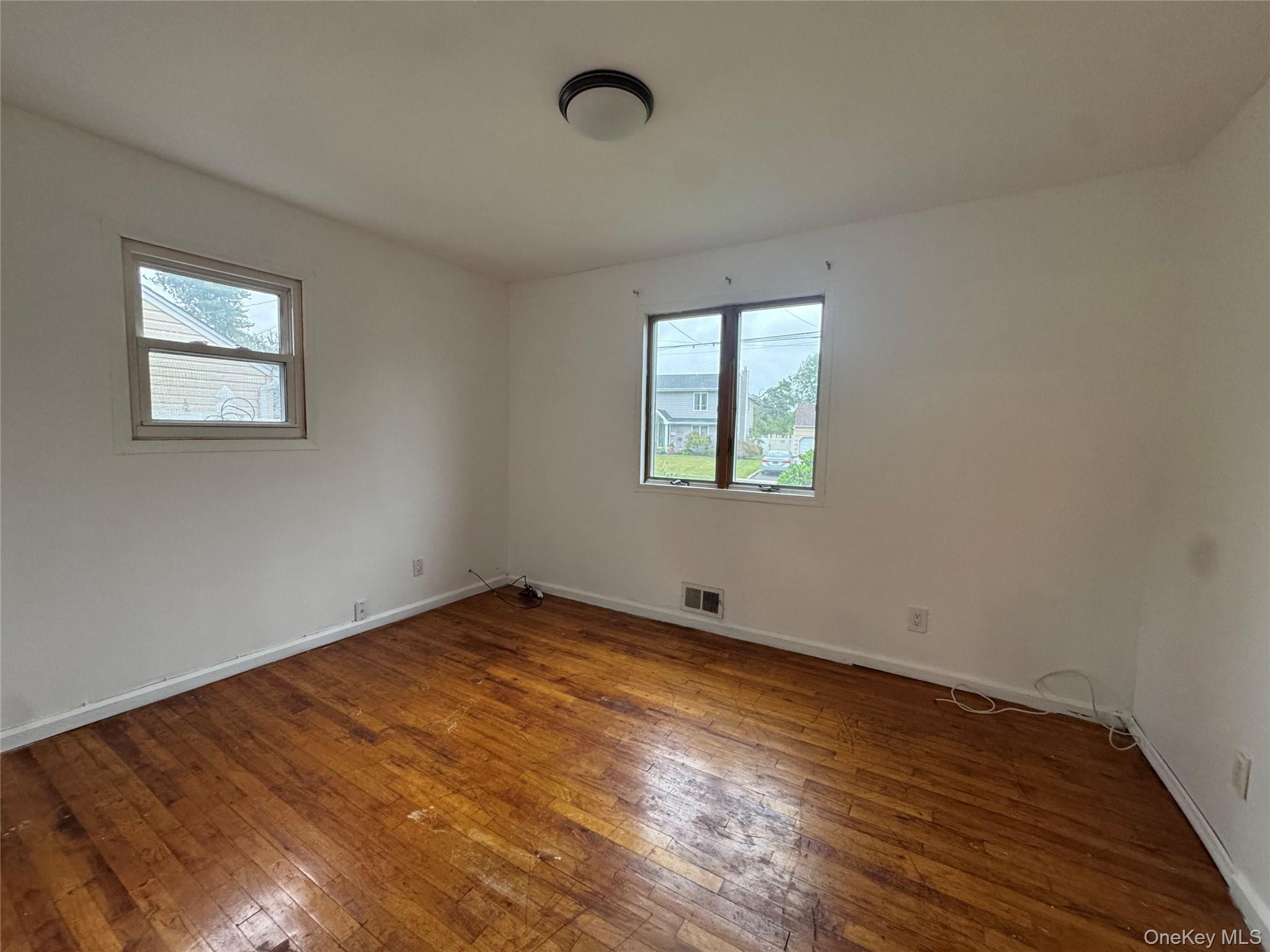 1055315 Property Photo 11