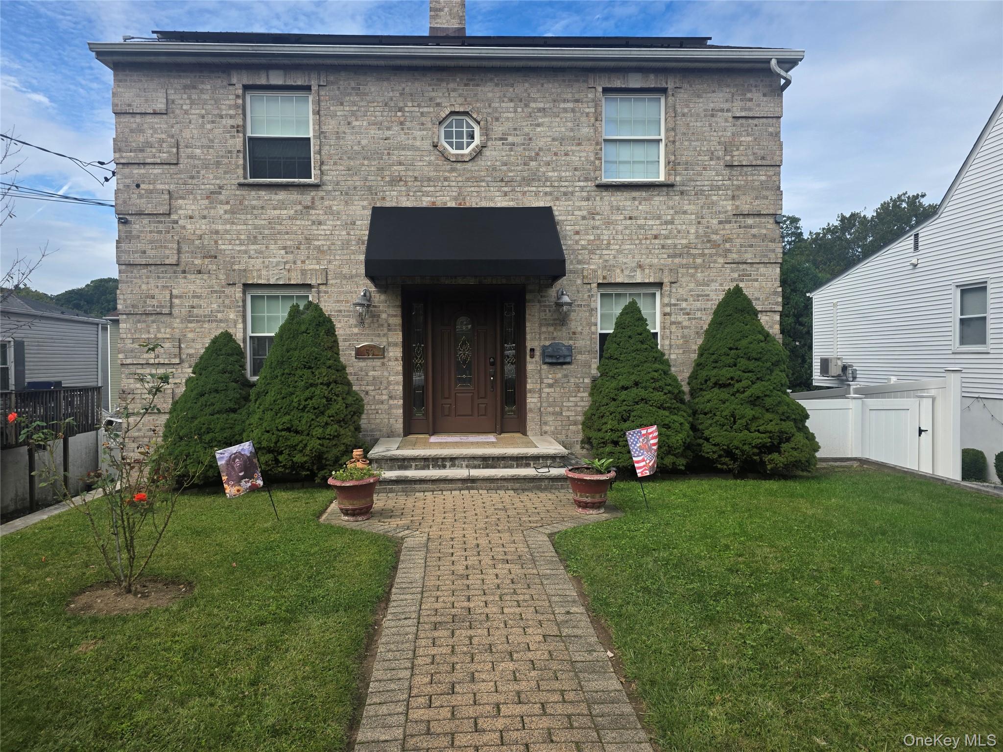 59 Mayfair Road Property Photo 1