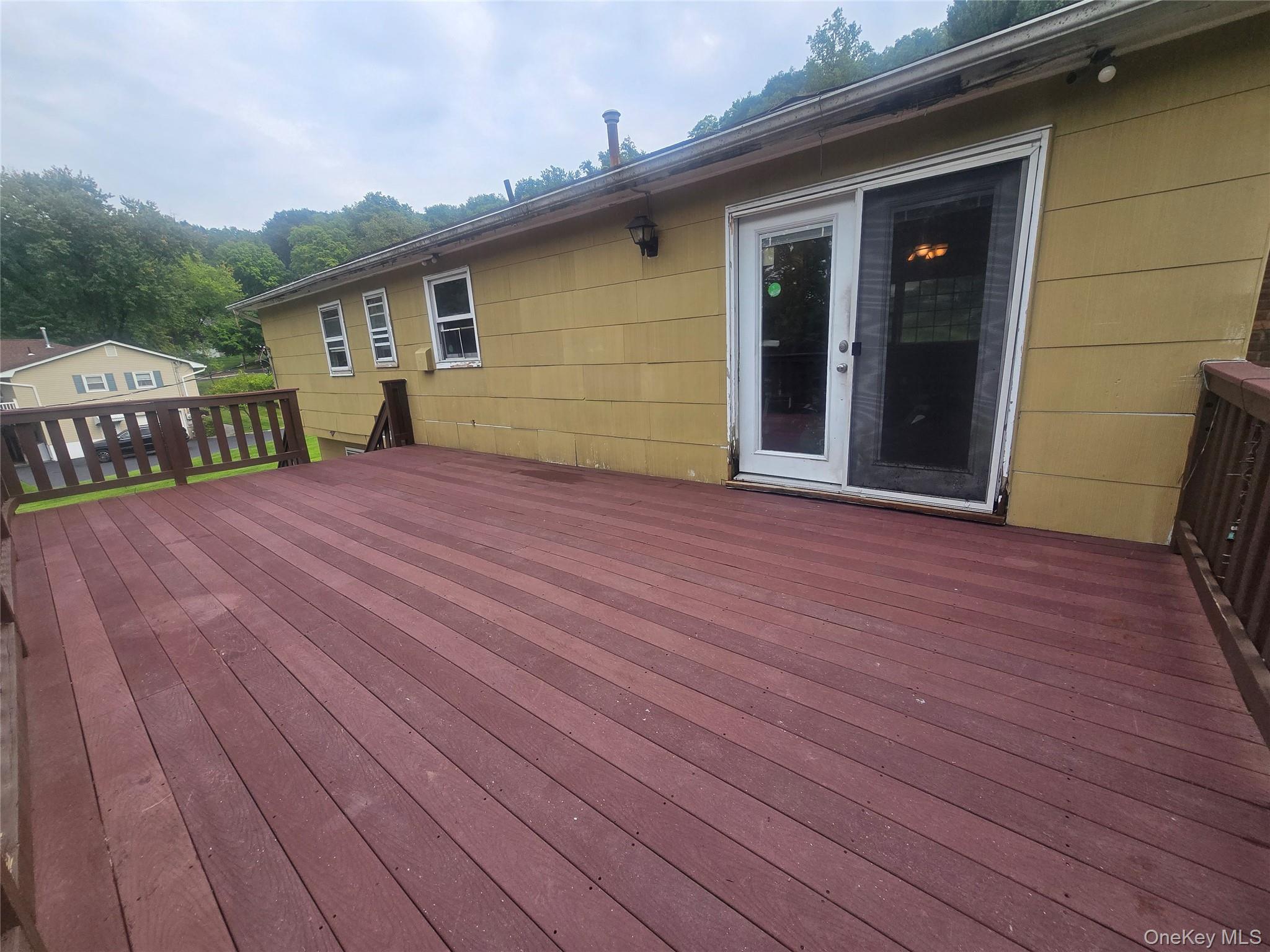 1055342 Property Photo 11