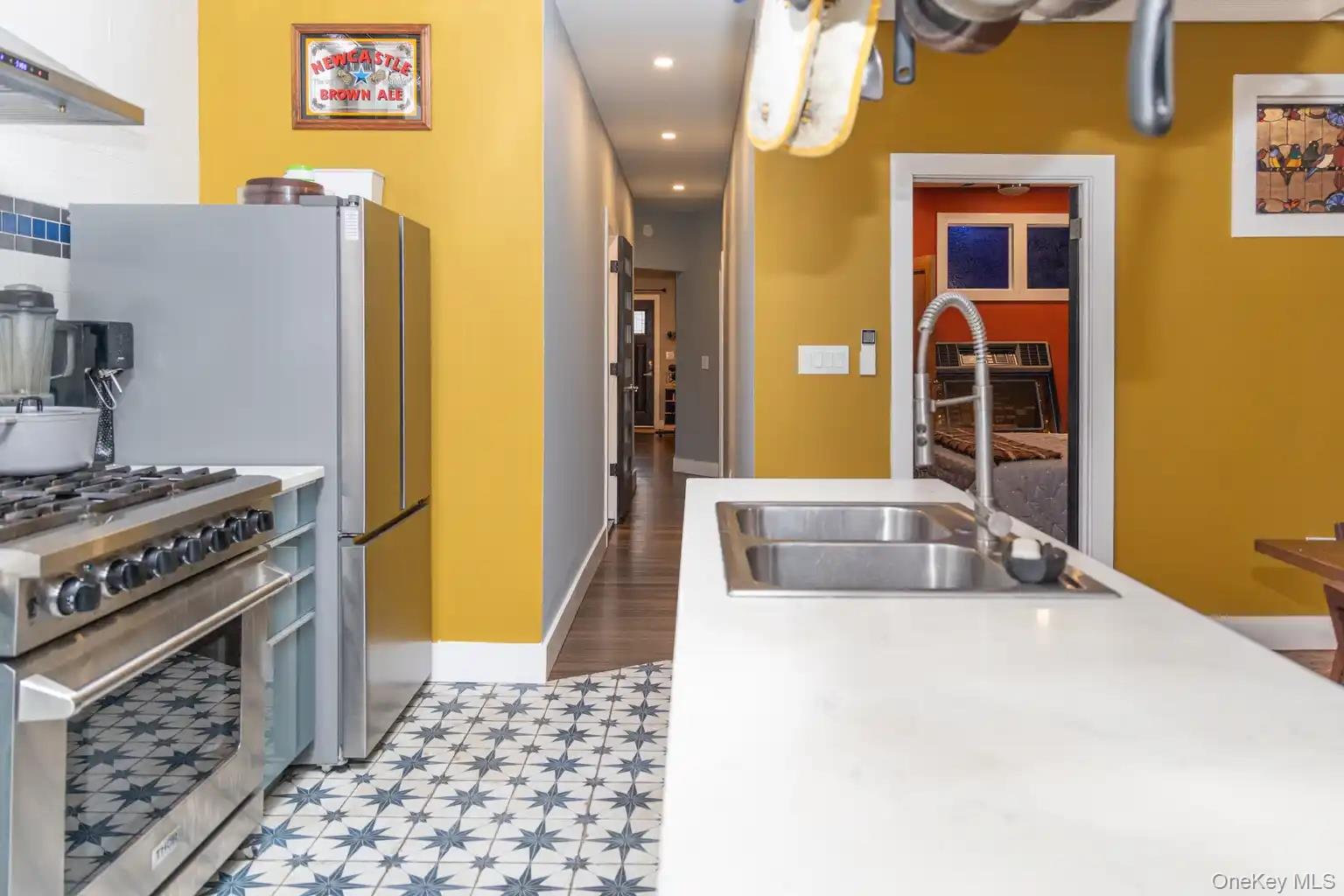 7217 67th Place Property Photo 11