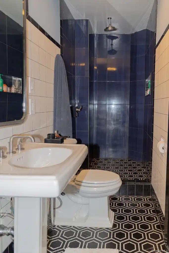 7217 67th Place Property Photo 15