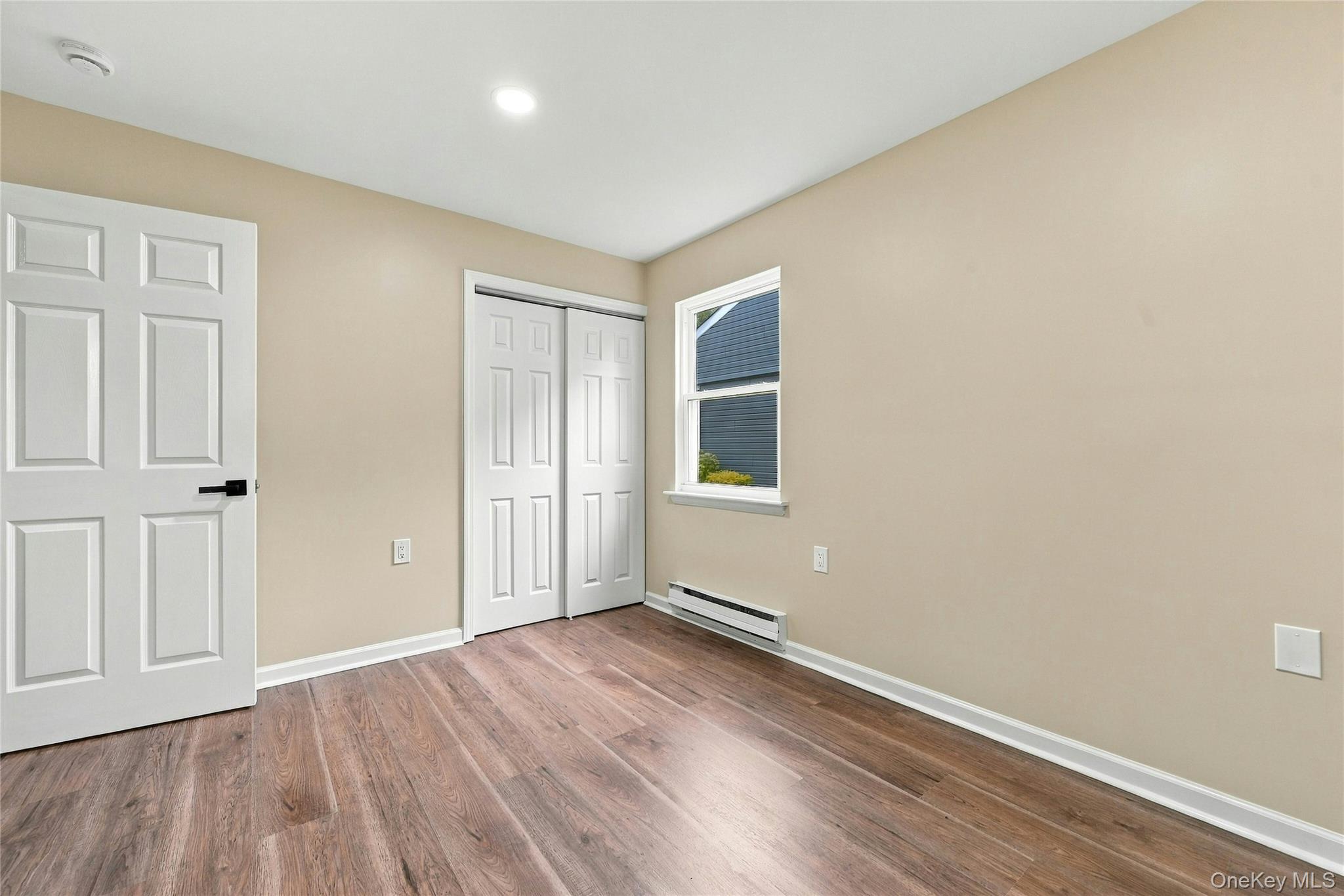 257 Edinburgh Drive Property Photo 18