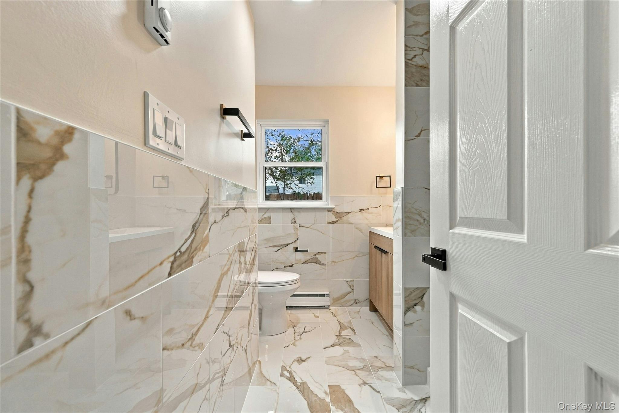 257 Edinburgh Drive Property Photo 23